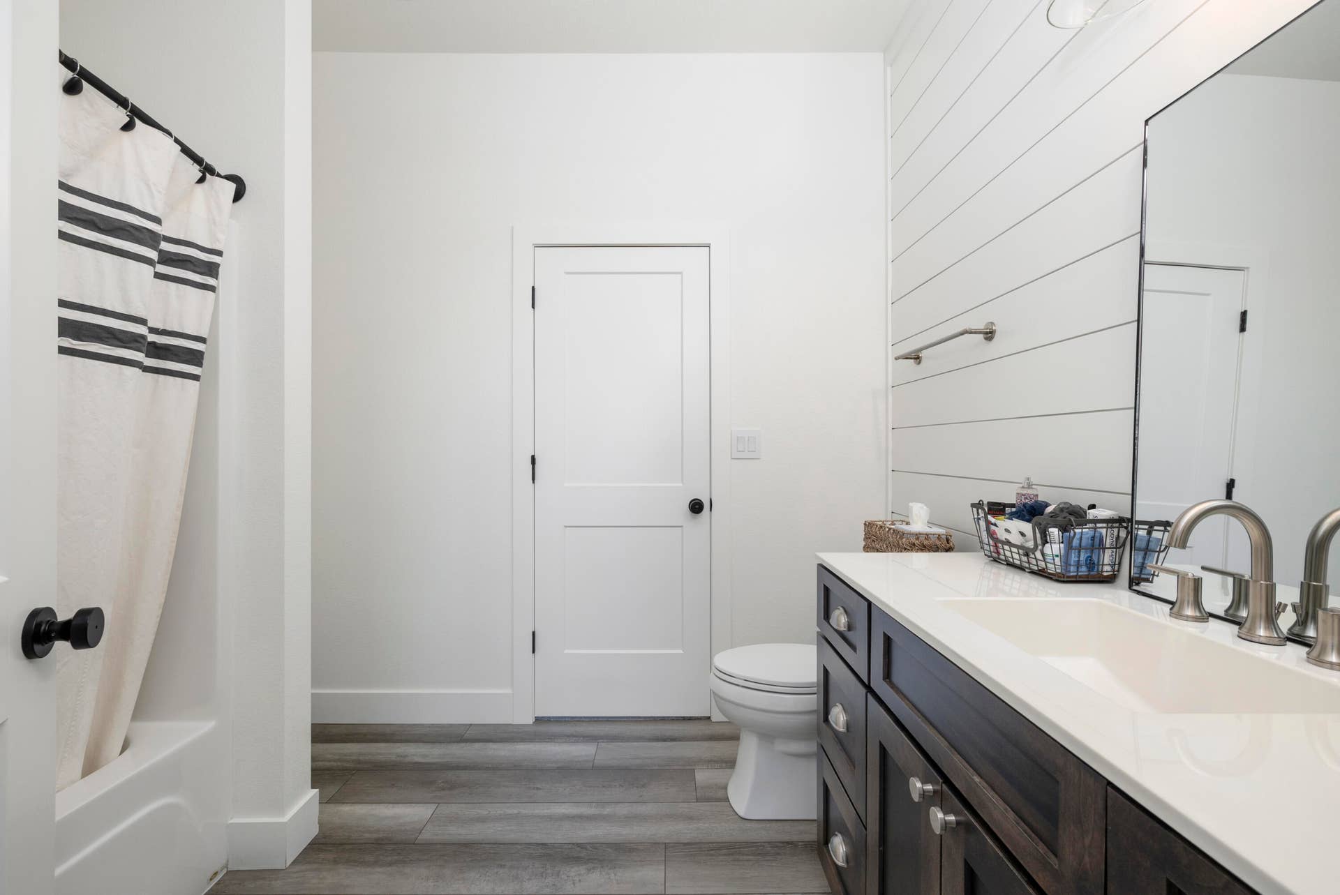 226 Chalcedony Court, Branson West, MO 65737 Basement Bath 1