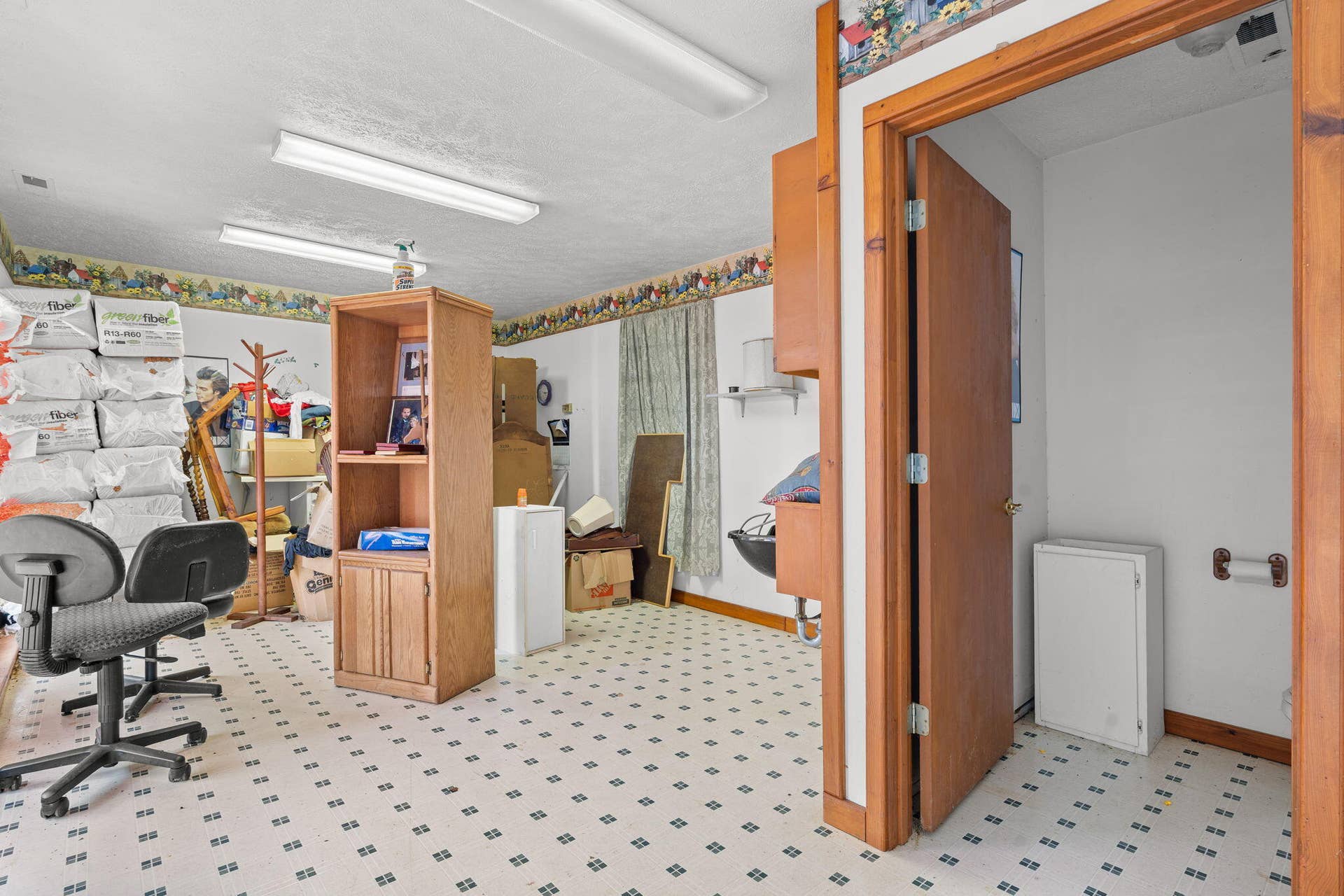 55 Kearney Lane, Reeds Spring, MO 65737 55-Kearney-Ln-Private-Room-Space