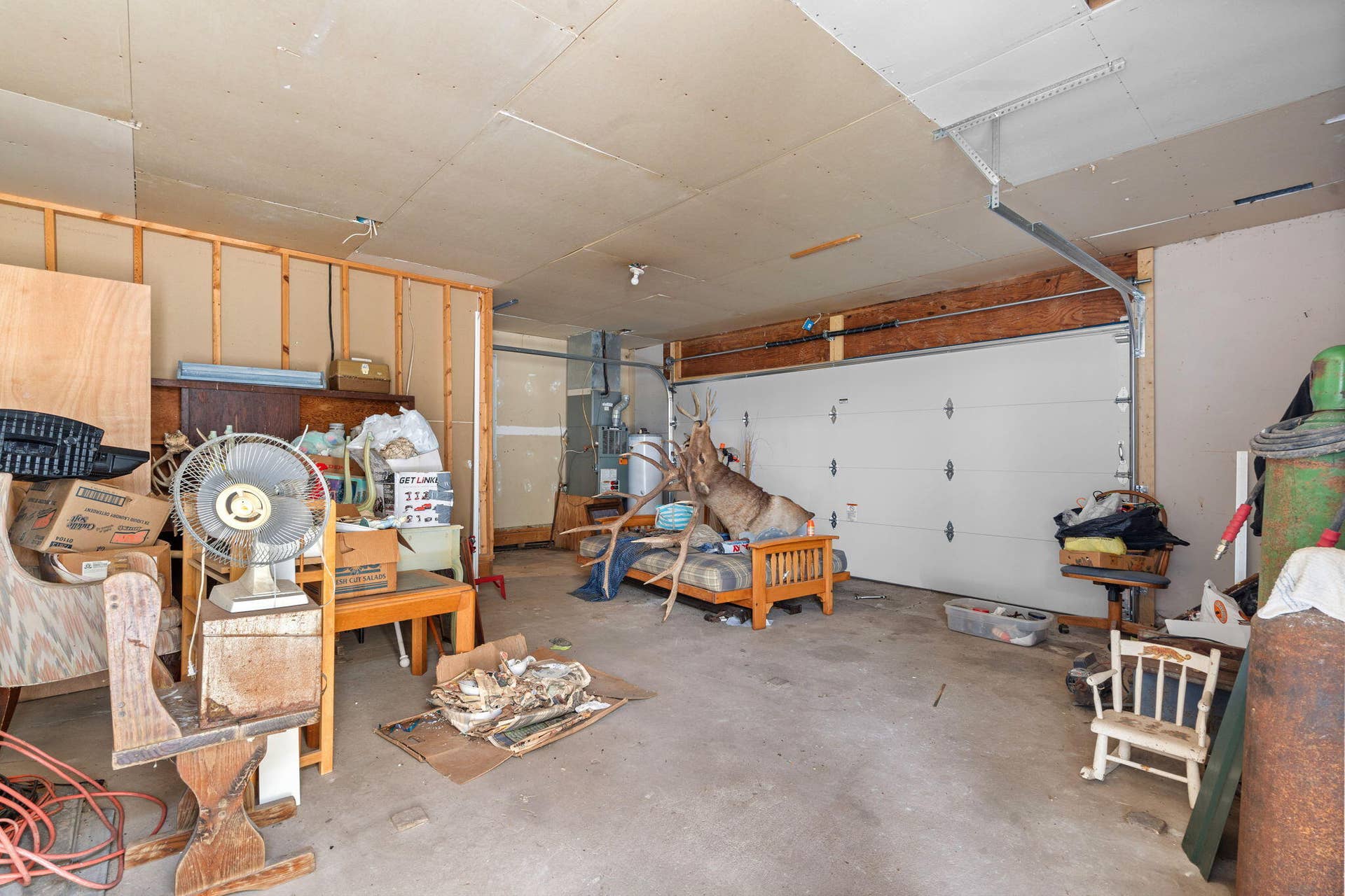 55 Kearney Lane, Reeds Spring, MO 65737 55-Kearney-Ln-Spacious-Garage-Area