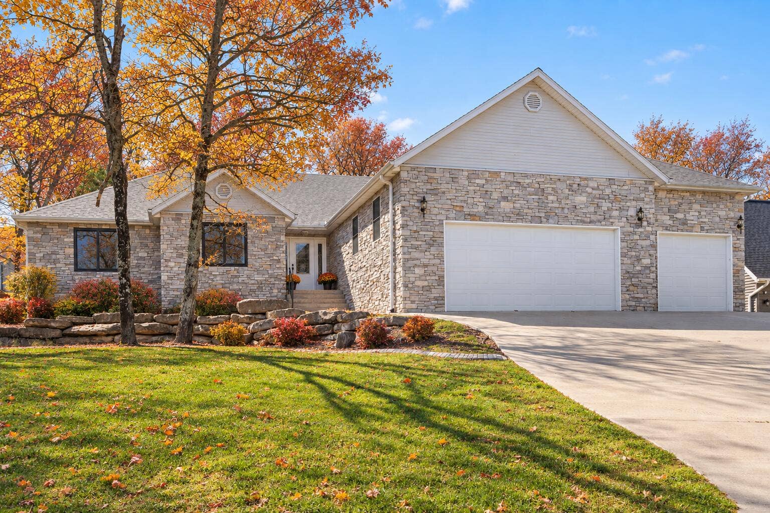 245 Wildflower Road, Kimberling City, MO 65686 245-Wildflower-Rd-Fall-Move