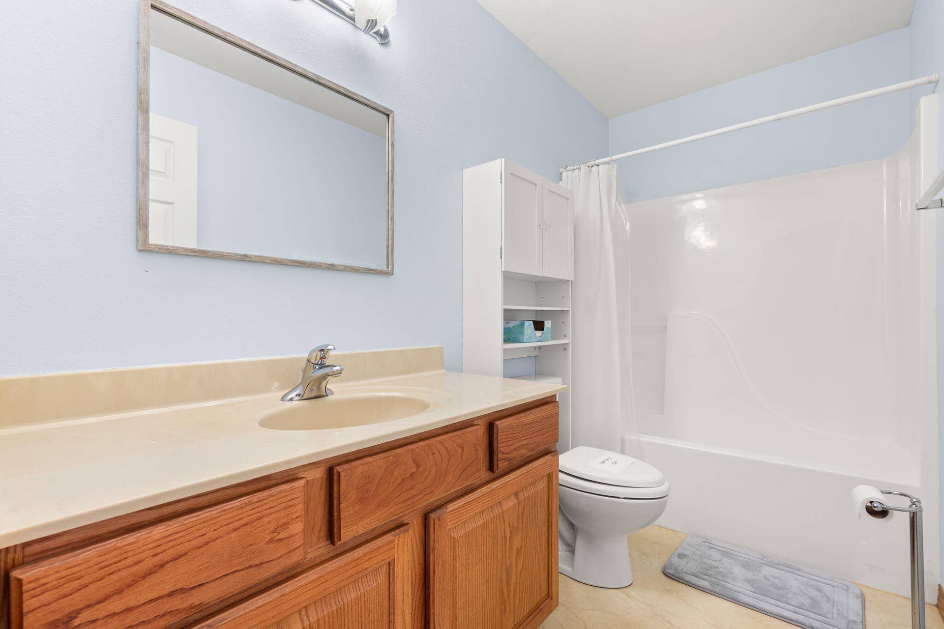 245 Wildflower Road, Kimberling City, MO 65686 245-Wildflower-Rd-Modern-Bathroom