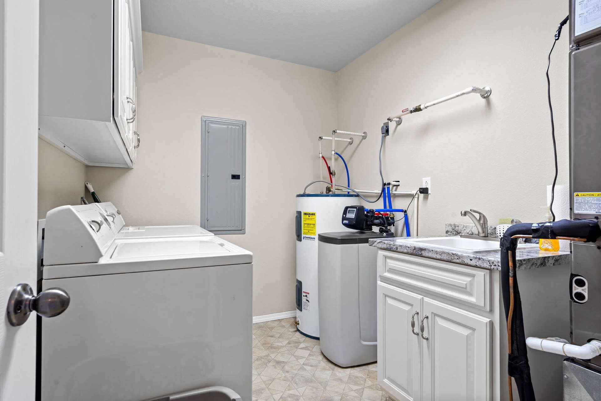 255 Point Seven Road, #1, Kimberling City, MO 65686 255-Point-Seven-Rd-1-Easy-Utility-Room
