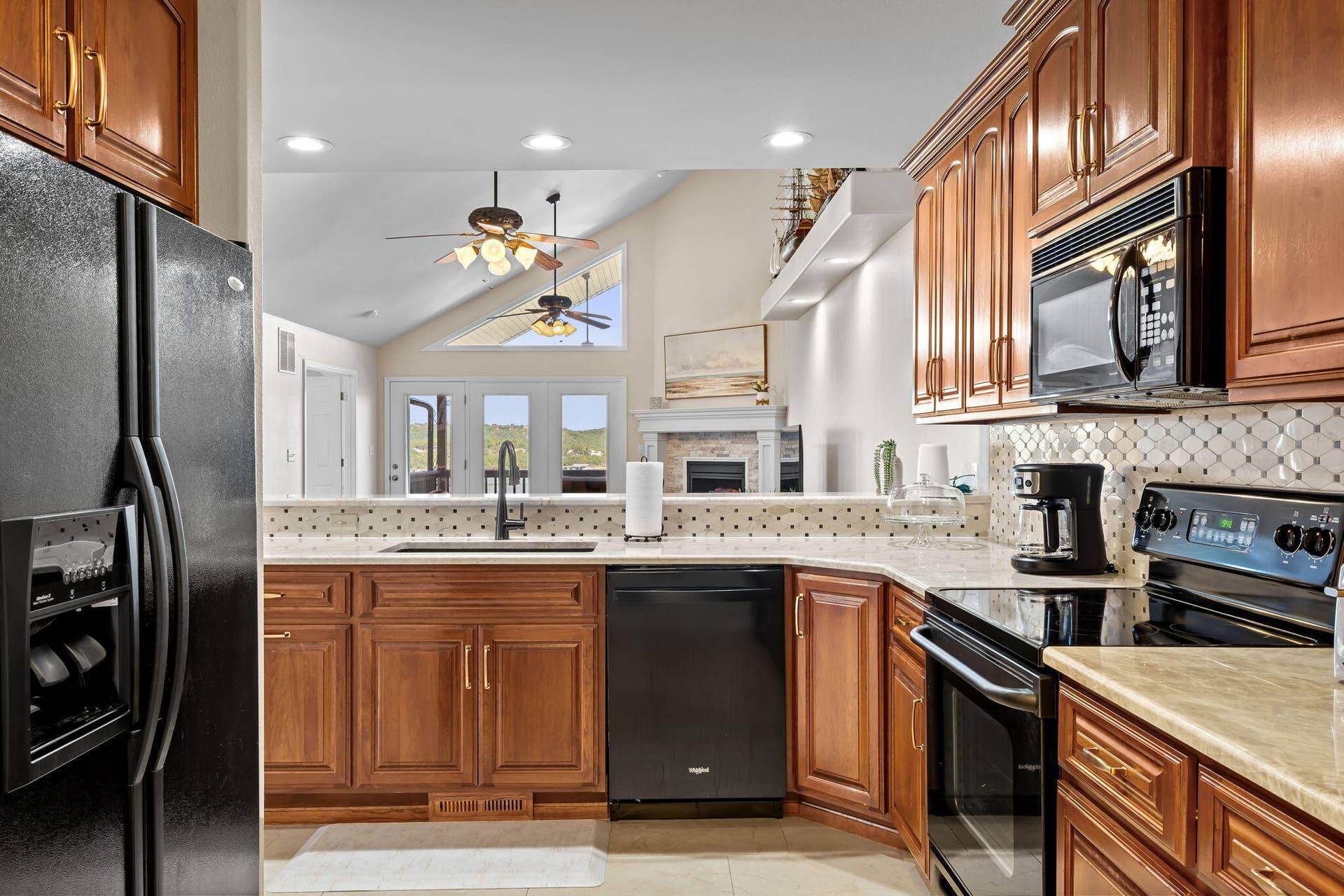 255 Point Seven Road, #1, Kimberling City, MO 65686 255-Point-Seven-Rd-1-Chef's-Kitchen