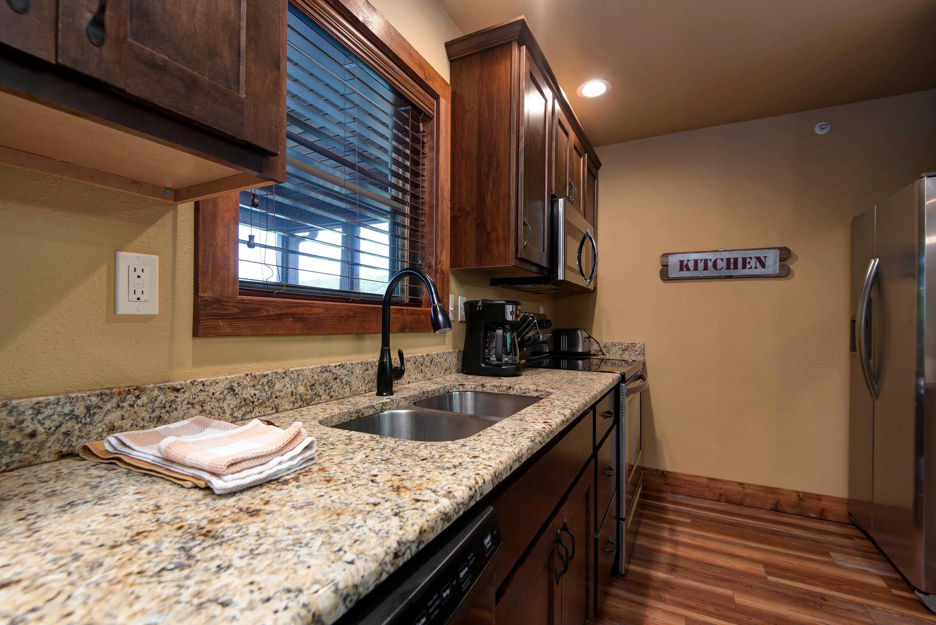 111 (#136) Garber Avenue, Branson West, MO 65737 kitchen 2