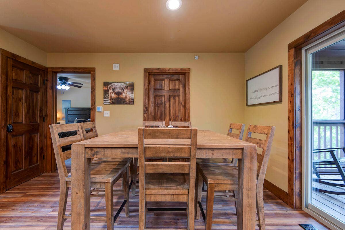 111 (#136) Garber Avenue, Branson West, MO 65737 dining
