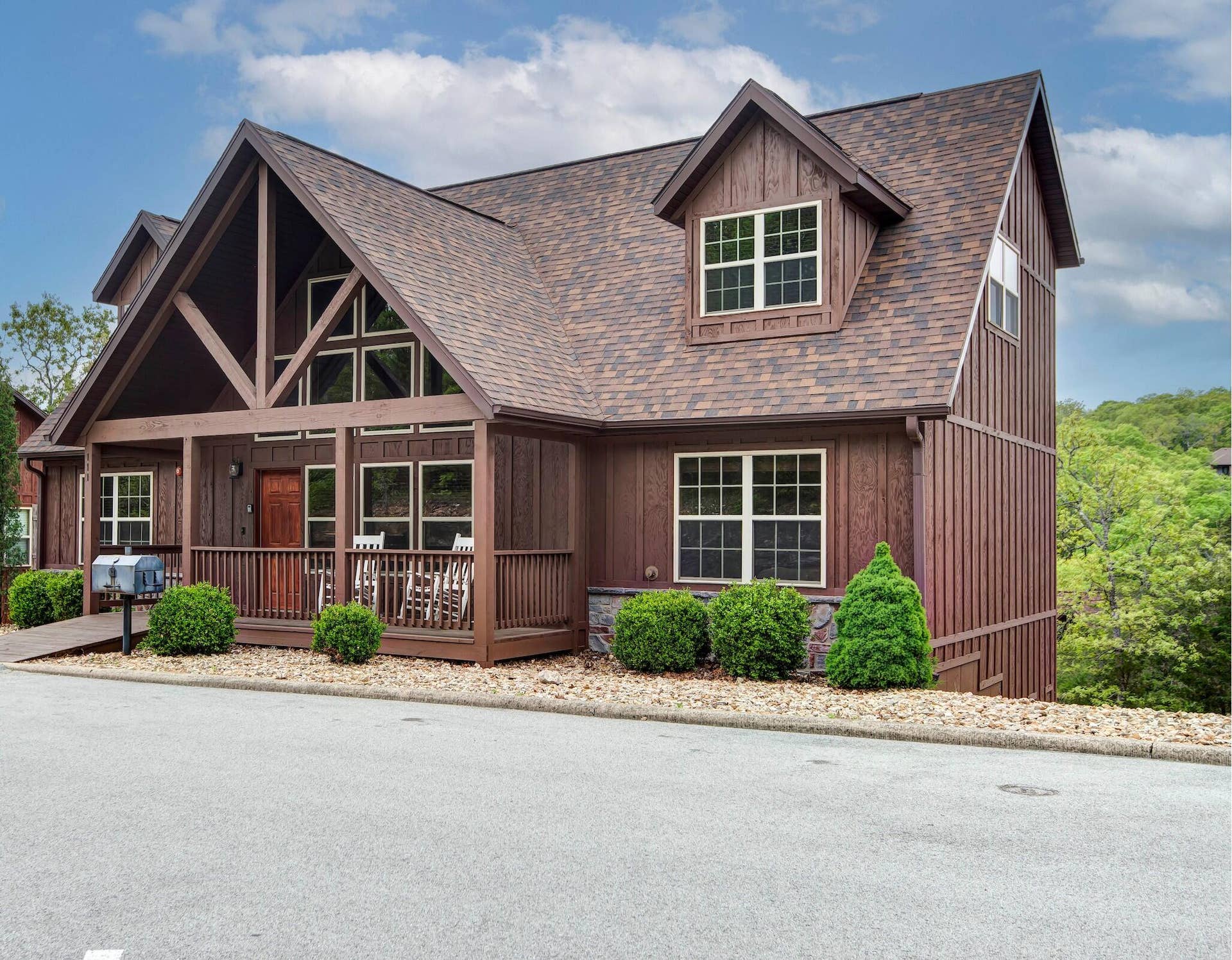 111 (#136) Garber Avenue, Branson West, MO 65737 front ext mls