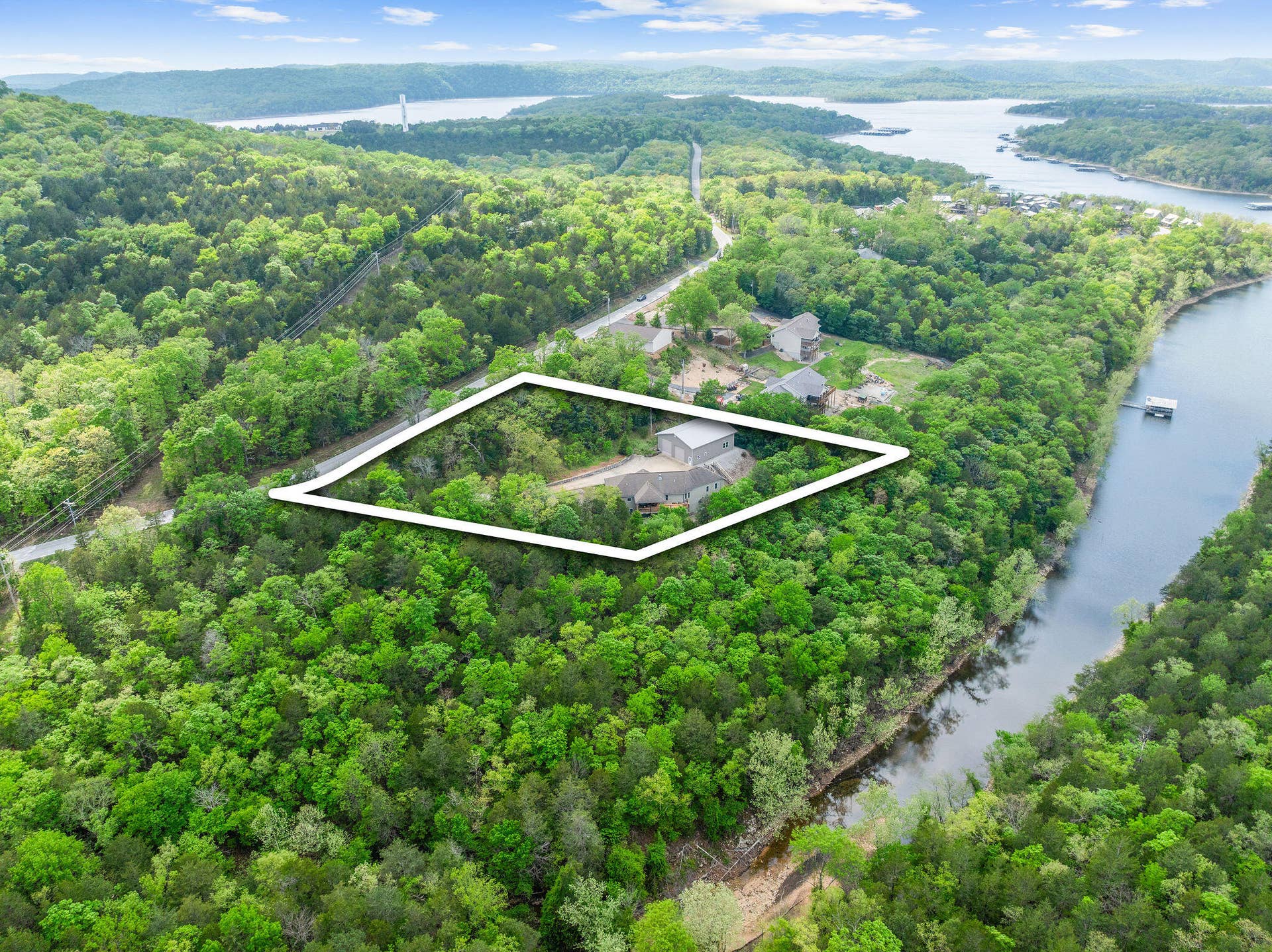 625 Little Aunts Creek Road, Kimberling City, MO 65686 1.13 Acres