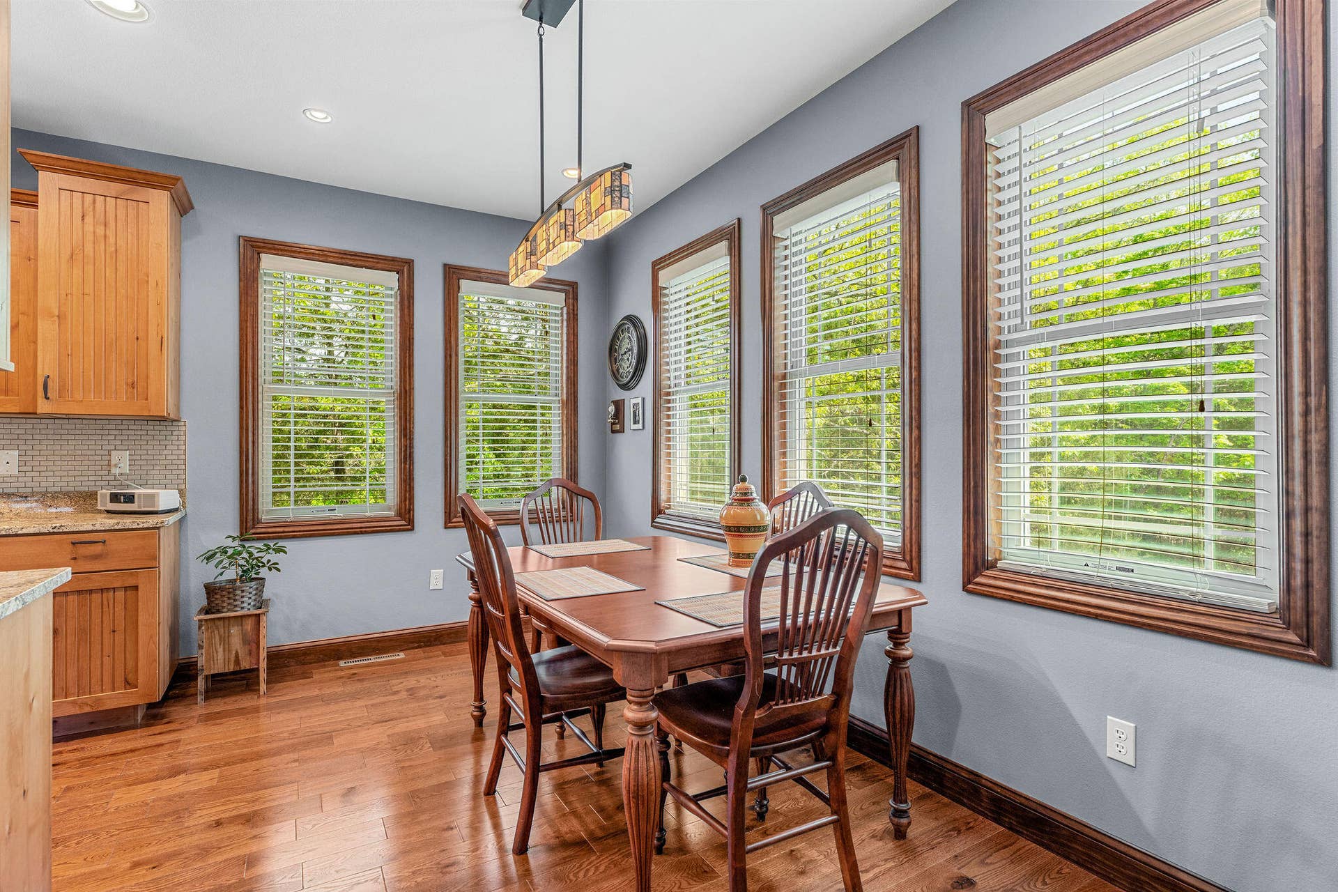 625 Little Aunts Creek Road, Kimberling City, MO 65686 Breakfast Nook