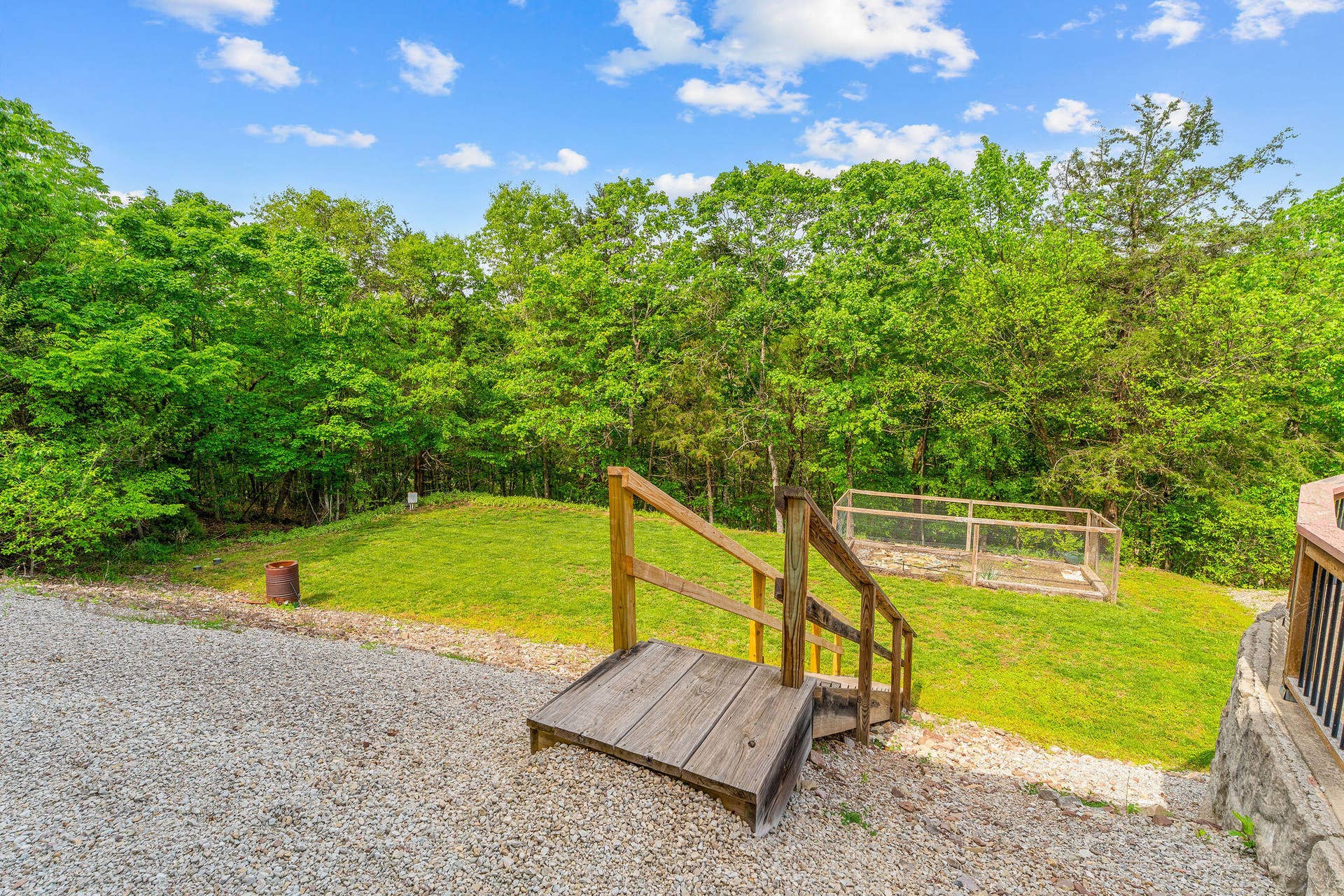 625 Little Aunts Creek Road, Kimberling City, MO 65686 Backyard