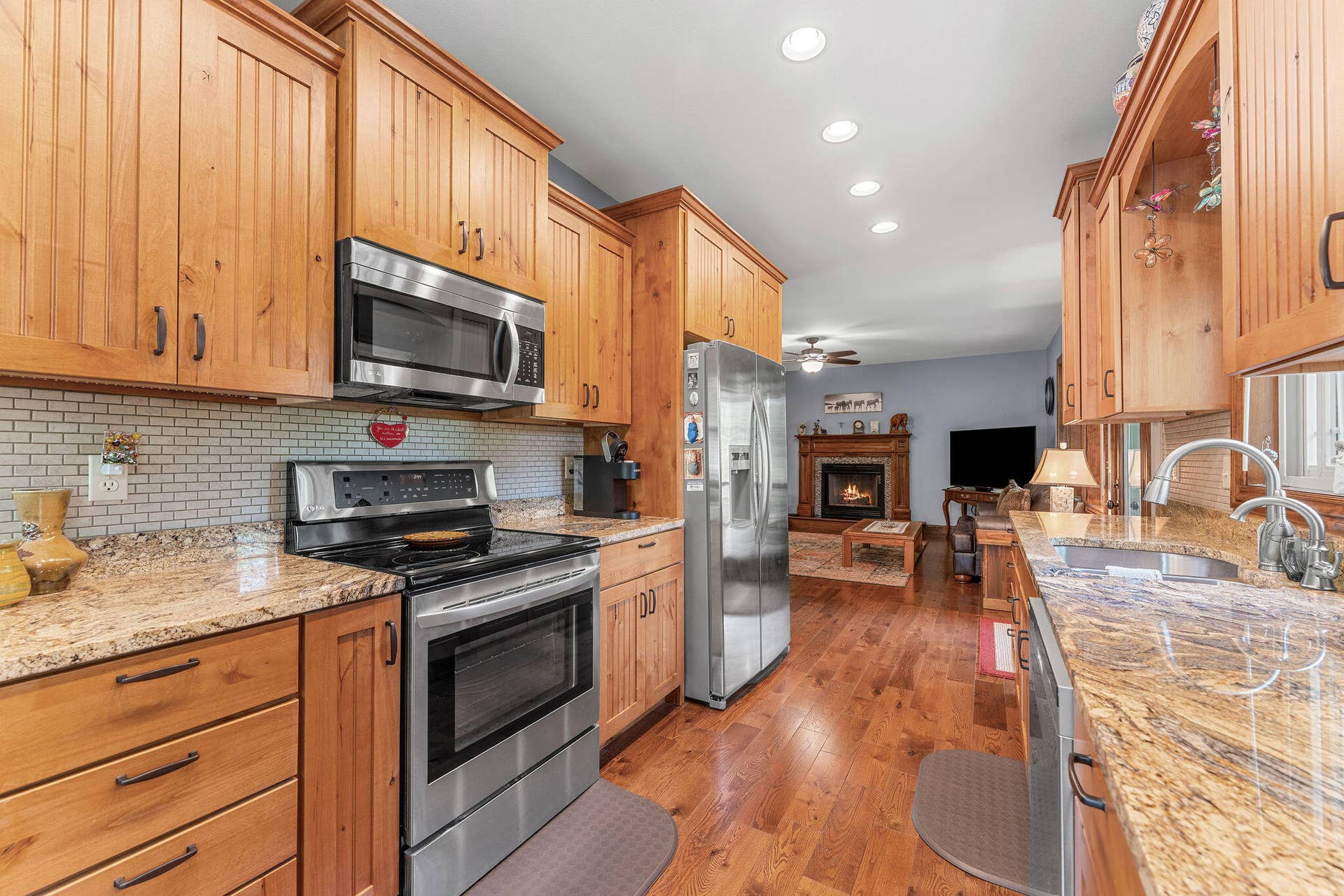 625 Little Aunts Creek Road, Kimberling City, MO 65686 Kitchen