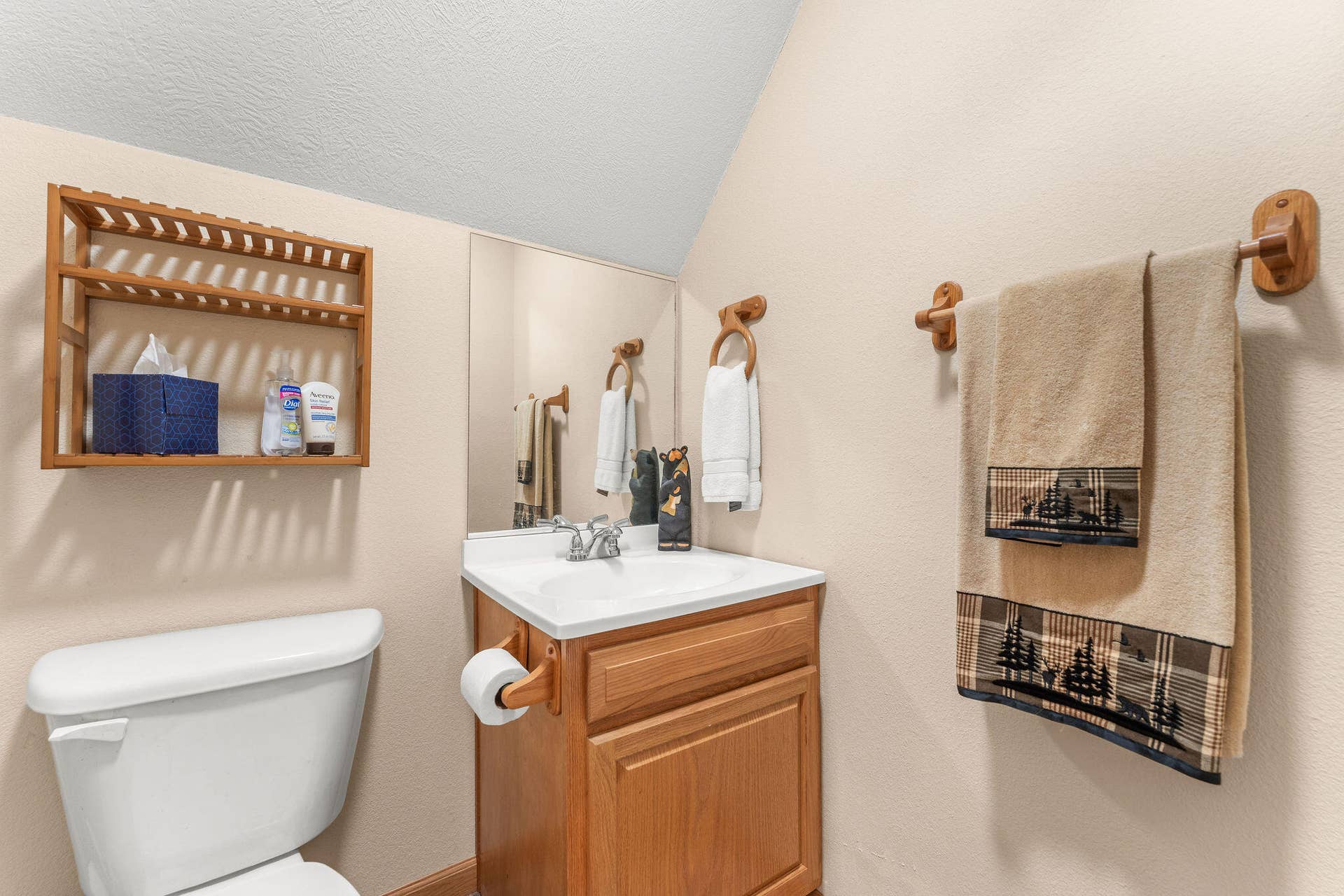 Half Bath attached to bonus room