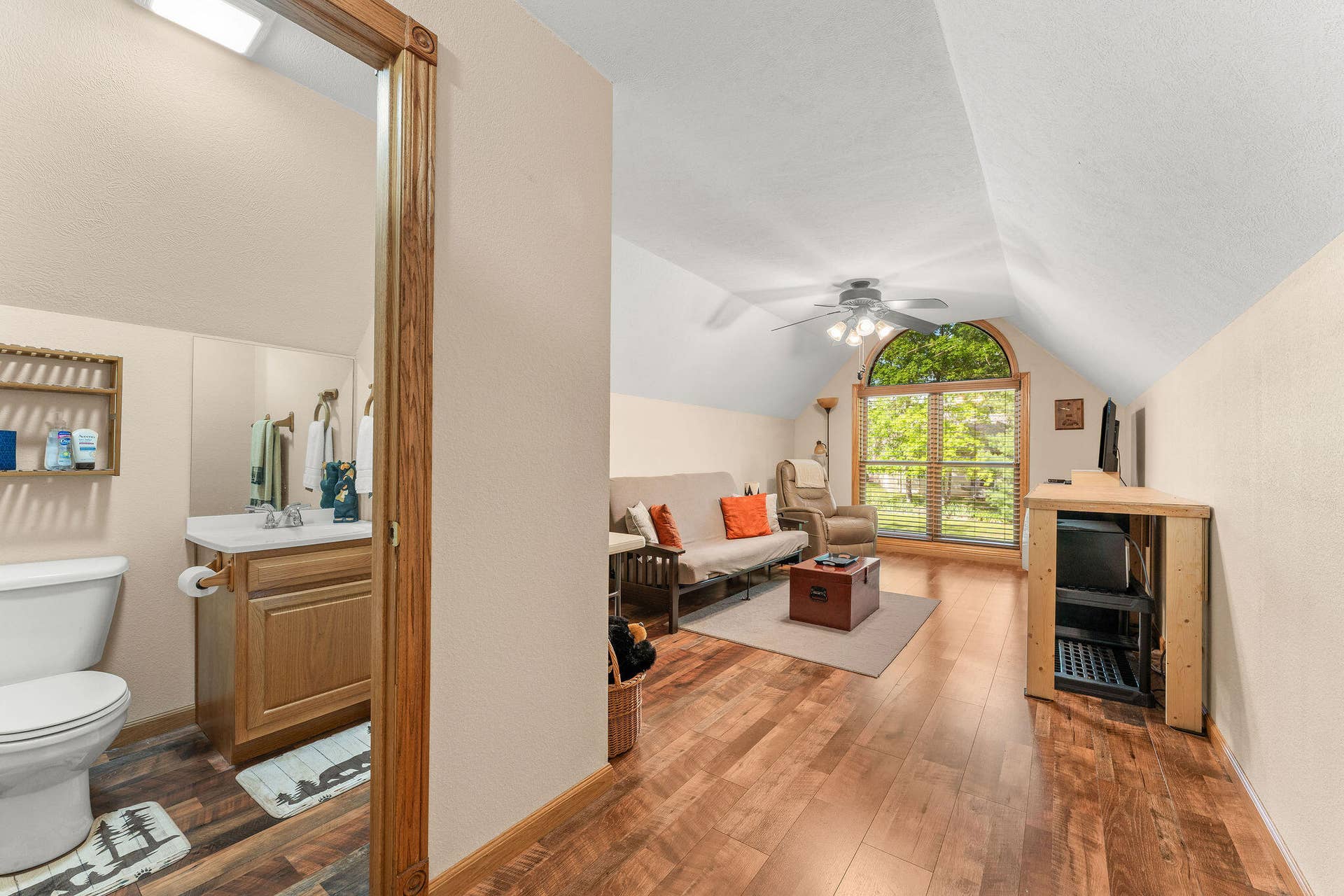 Bonus Room upstairs