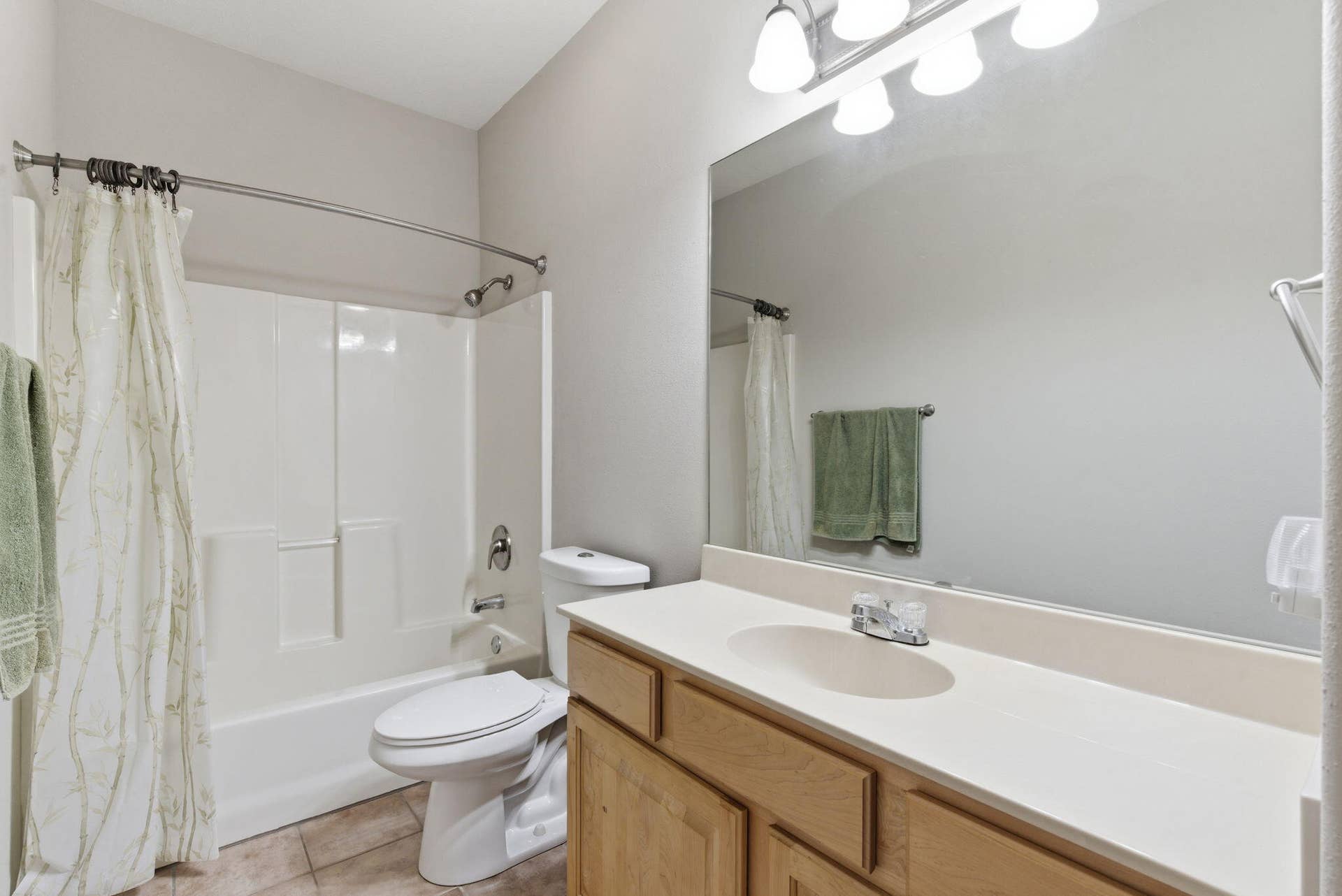 22-web-or-mls-HWJ08386