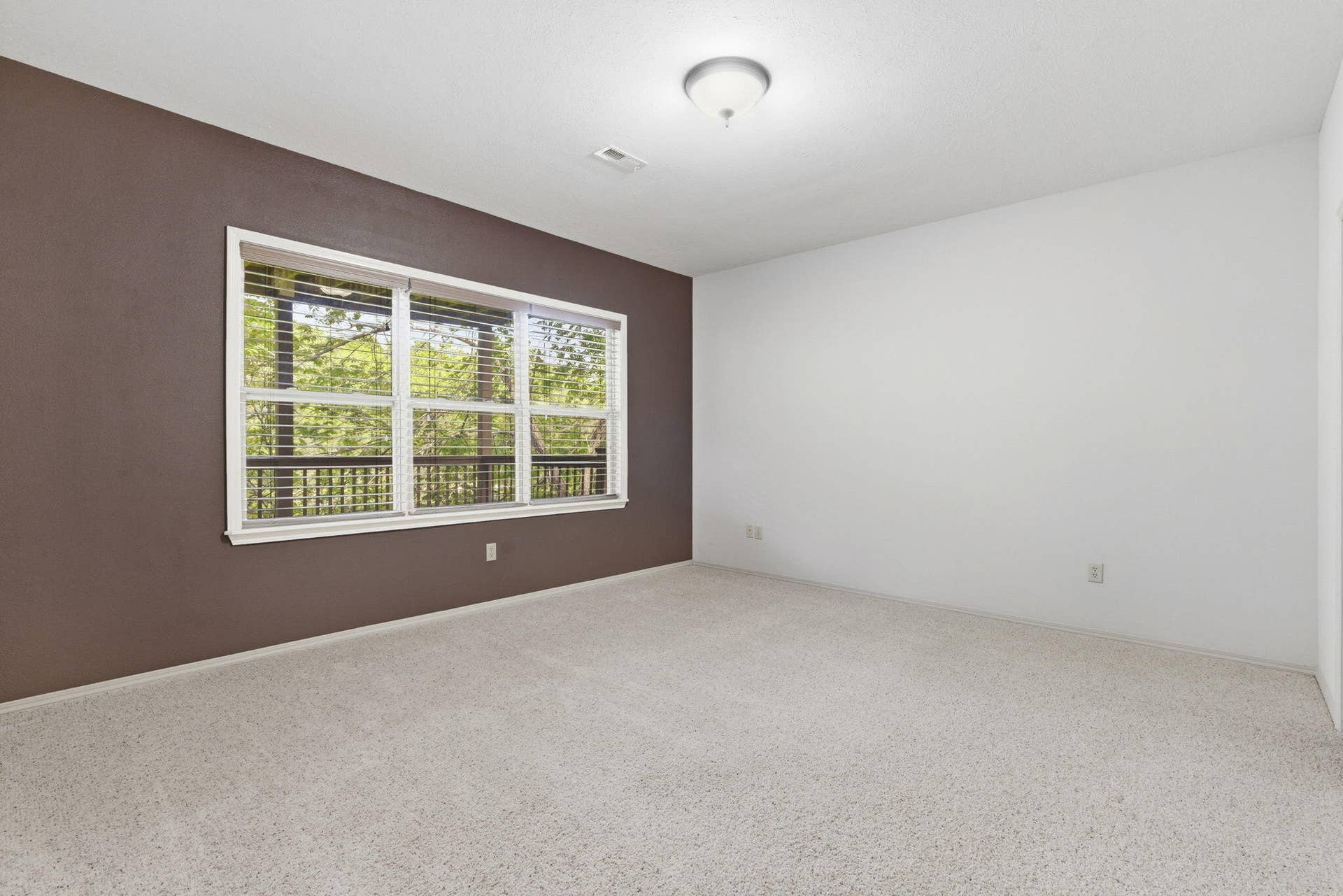 25-web-or-mls-HWJ08423