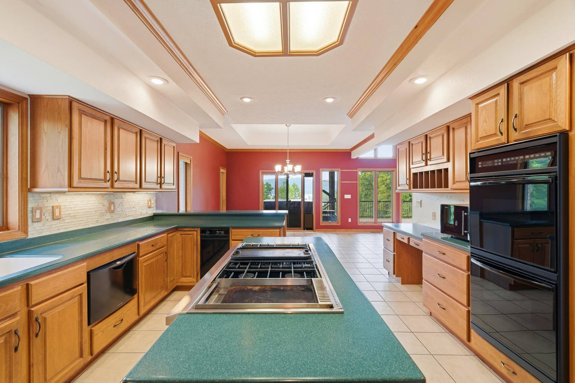 536 Morgan Trail, Branson West, MO 65737 All Appliances Included