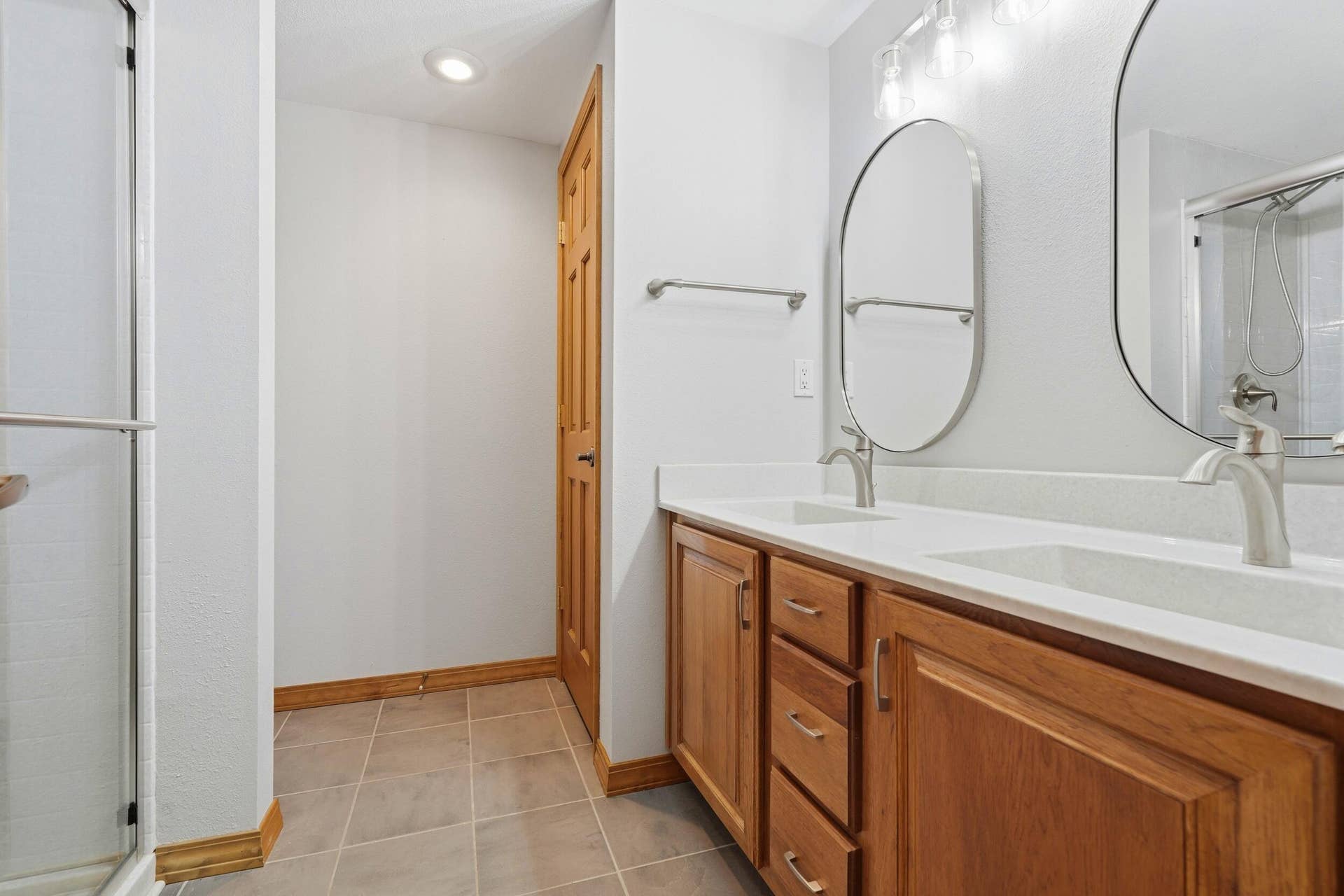 536 Morgan Trail, Branson West, MO 65737 Full Bathroom #2 - Lower Level