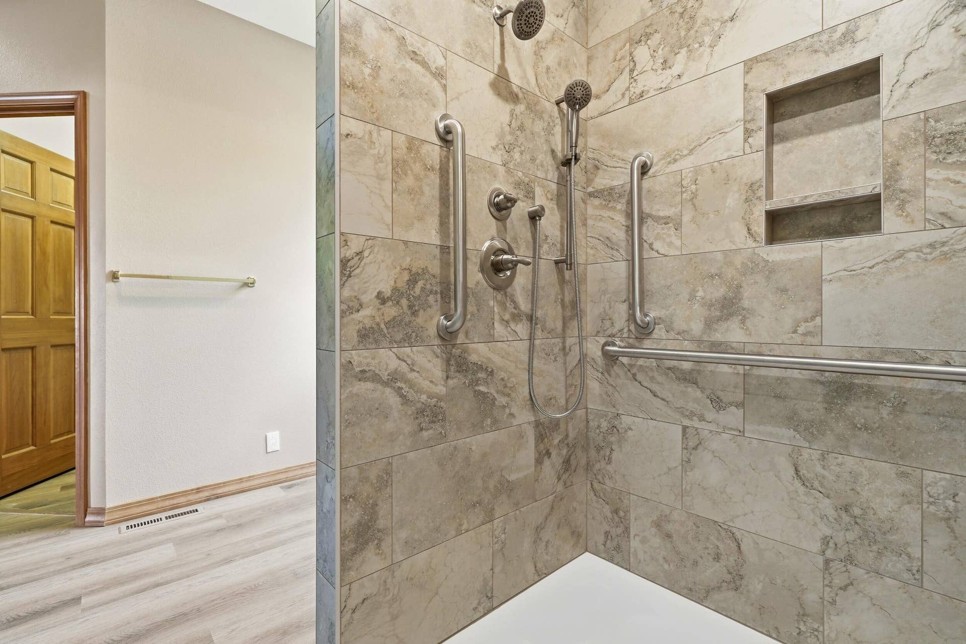 536 Morgan Trail, Branson West, MO 65737 Accessible Advantage