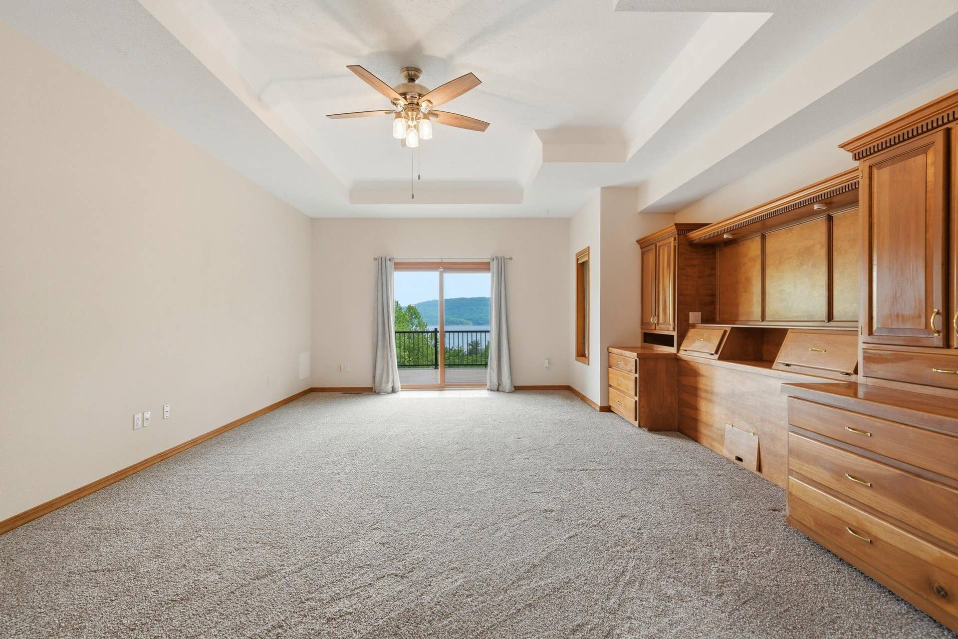 536 Morgan Trail, Branson West, MO 65737 Custom Woodwork