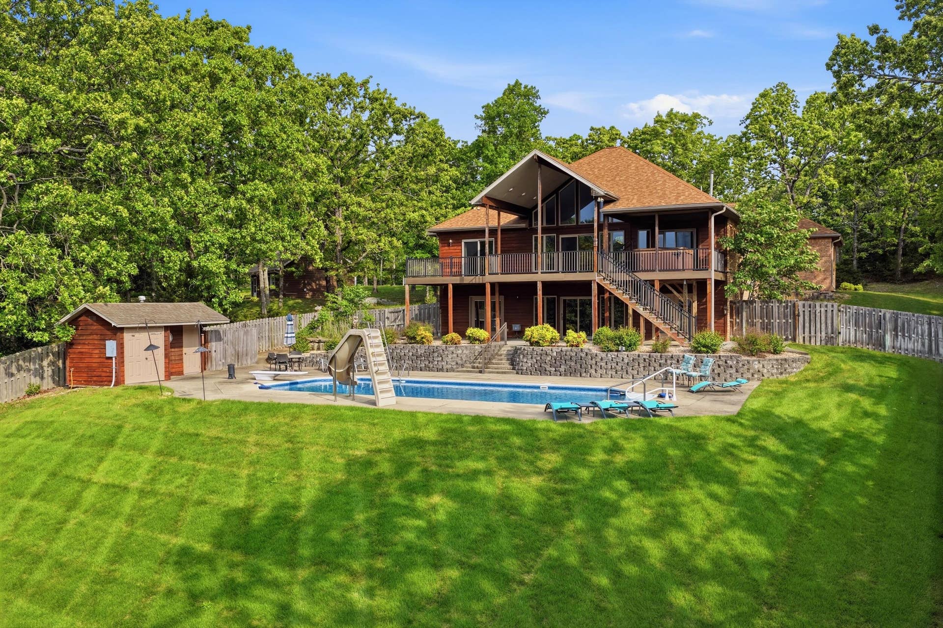 536 Morgan Trail, Branson West, MO 65737 Outdoor Oasis