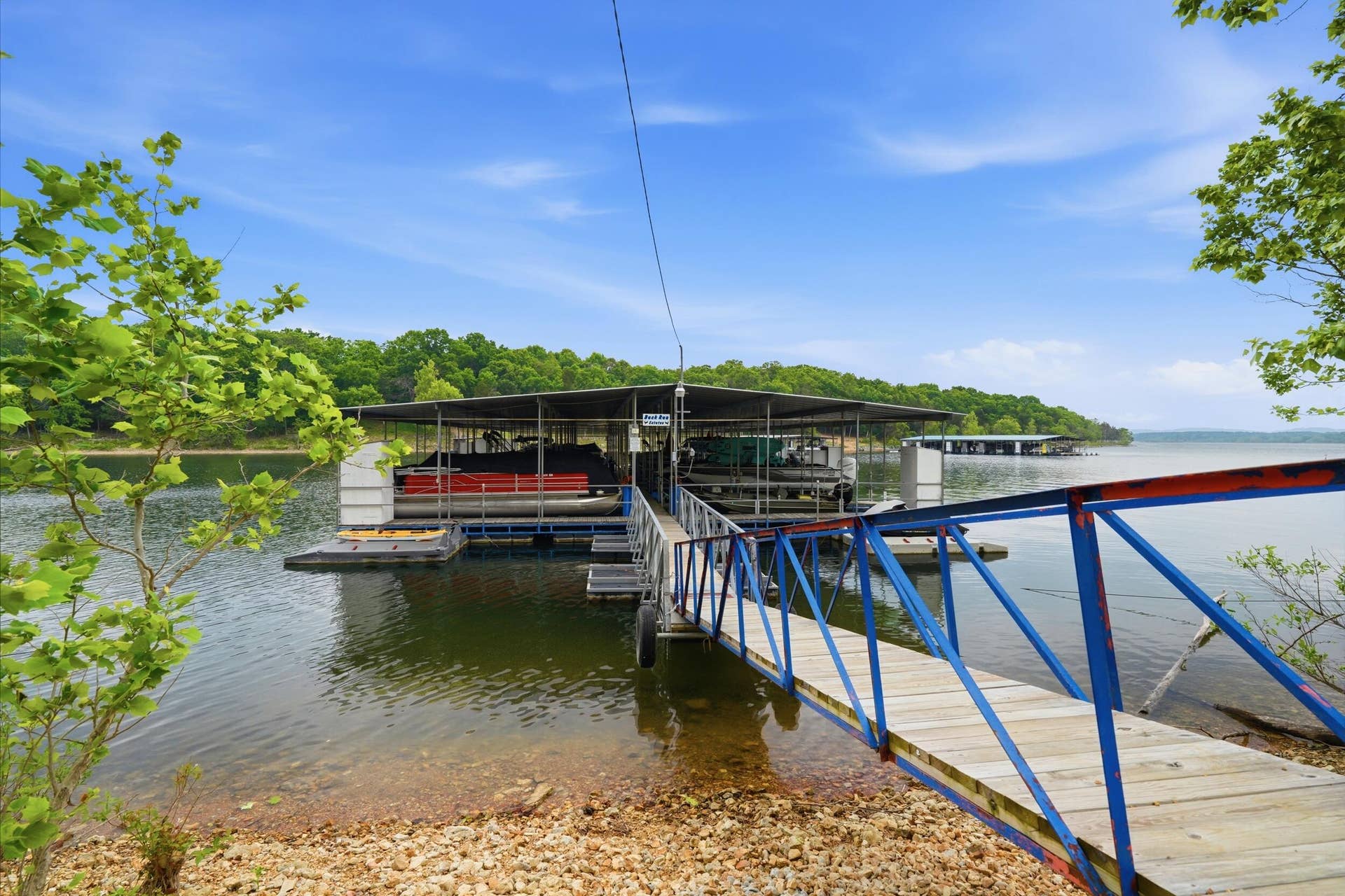 536 Morgan Trail, Branson West, MO 65737 Your Boat's Happy Place