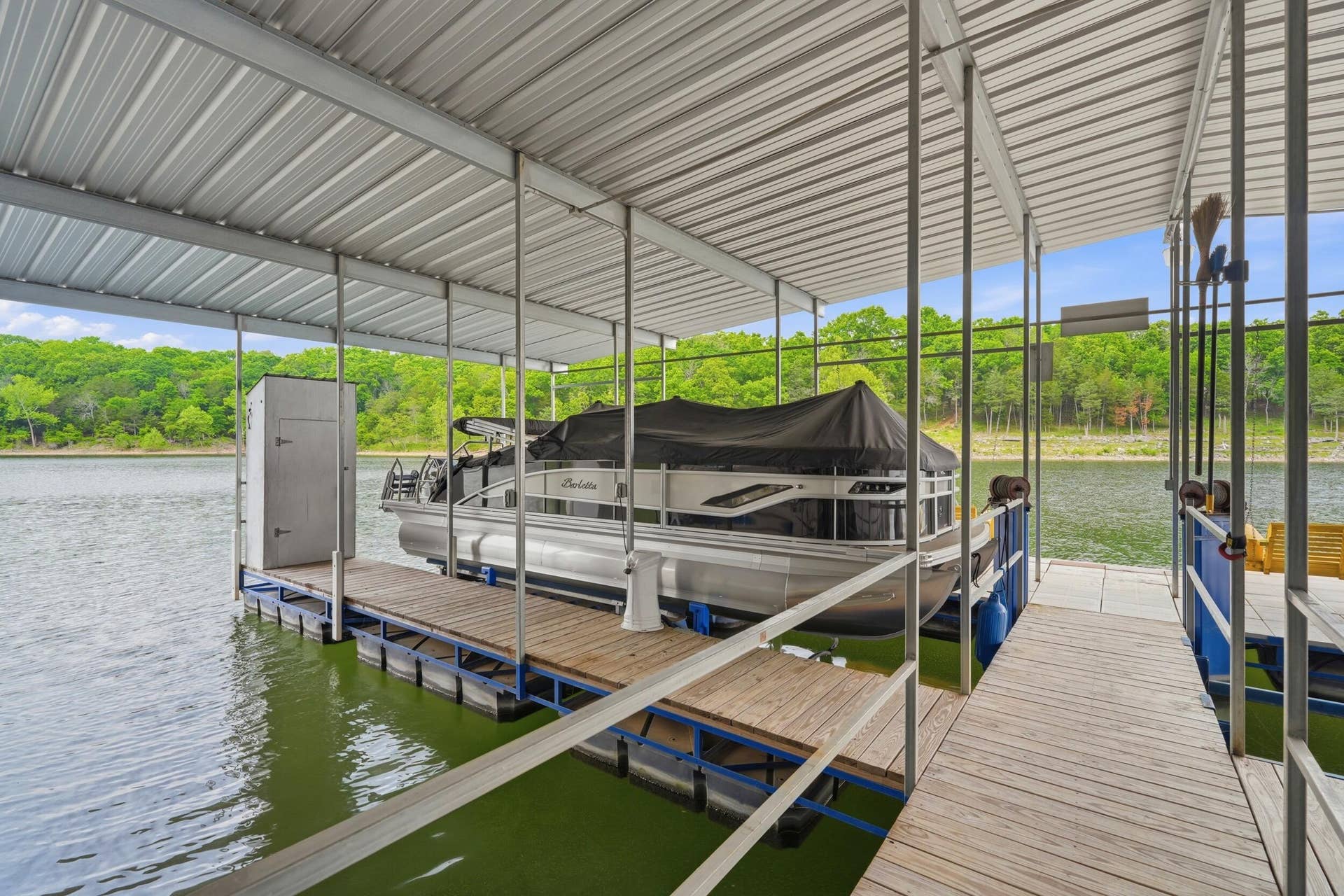 536 Morgan Trail, Branson West, MO 65737 Last Slip On The Left