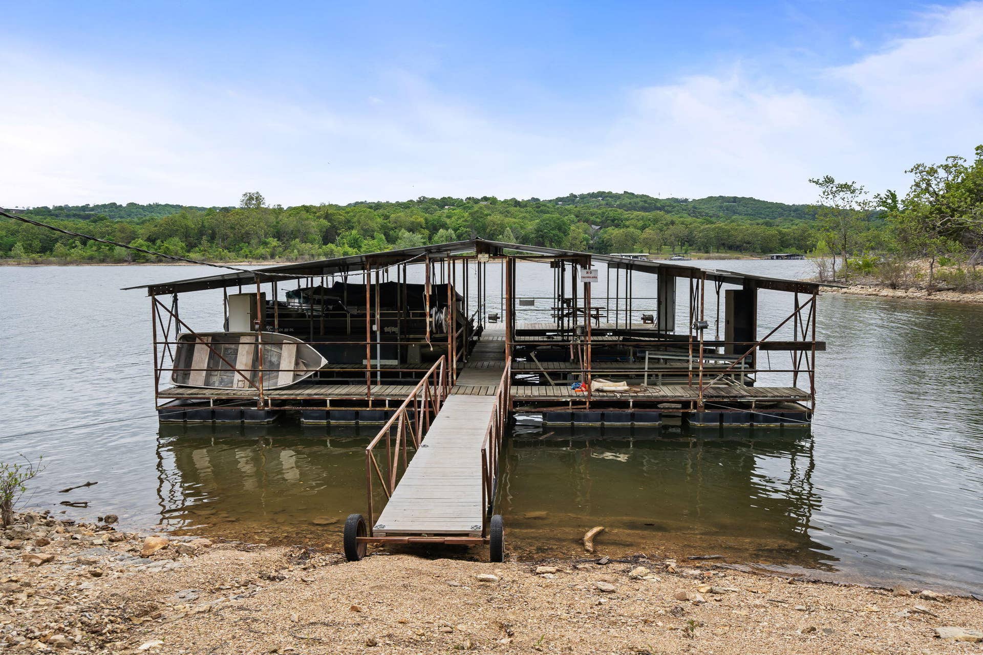 599 Holiday Acres Circle, Branson West, MO 65737 599-Holiday-Acres-Cir-Boat-Slip