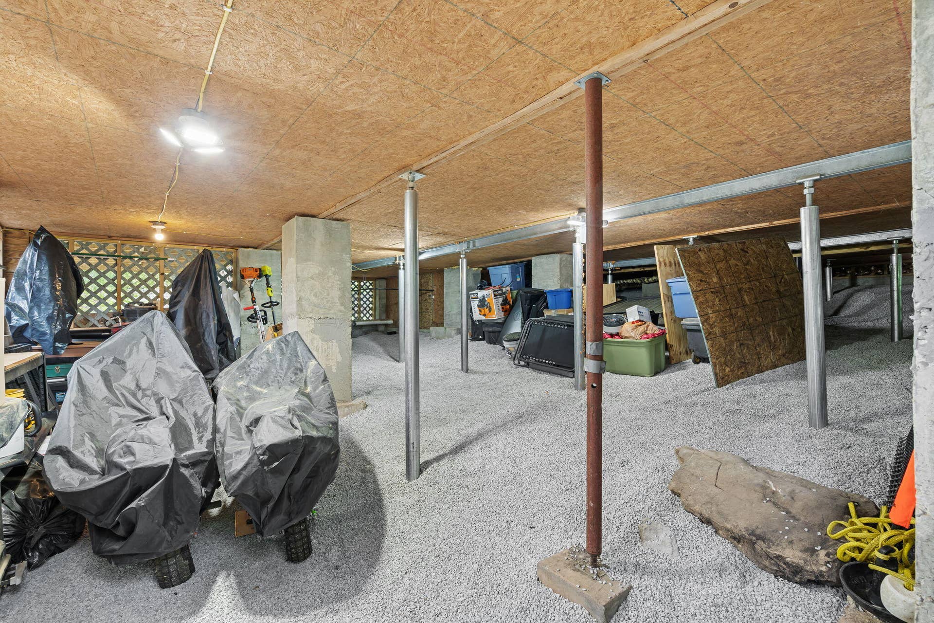599 Holiday Acres Circle, Branson West, MO 65737 599-Holiday-Acres-Cir-RoomToBuild-Garage