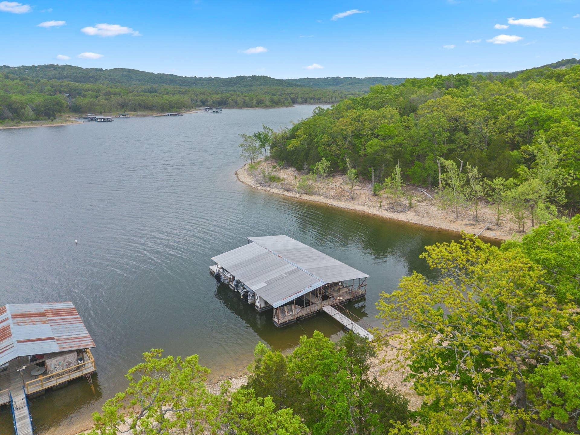 599 Holiday Acres Circle, Branson West, MO 65737 599-Holiday-Acres-Cir-Lakefront-Slip
