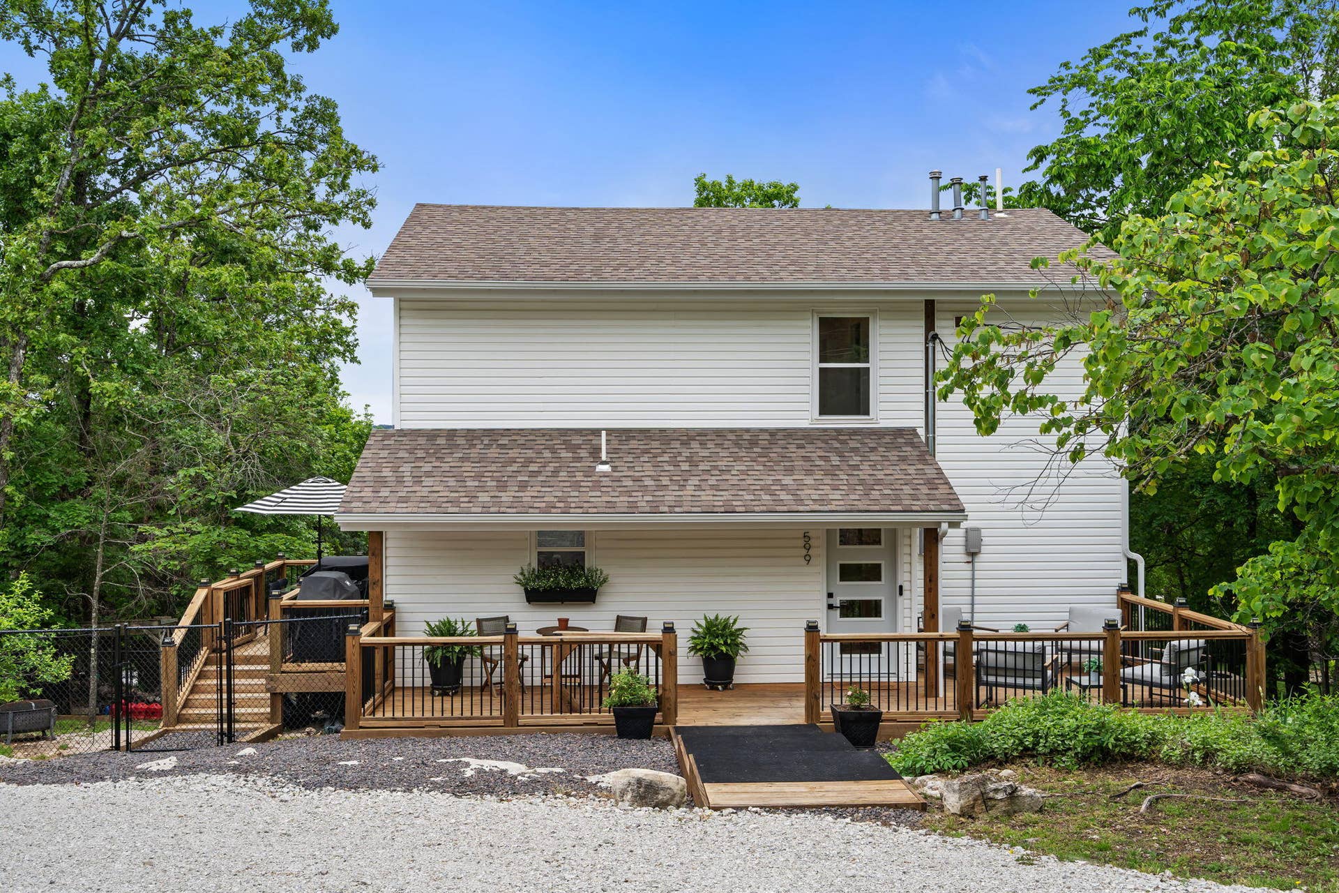 599 Holiday Acres Circle, Branson West, MO 65737 599-Holiday-Acres-Cir-Lake-View-Home