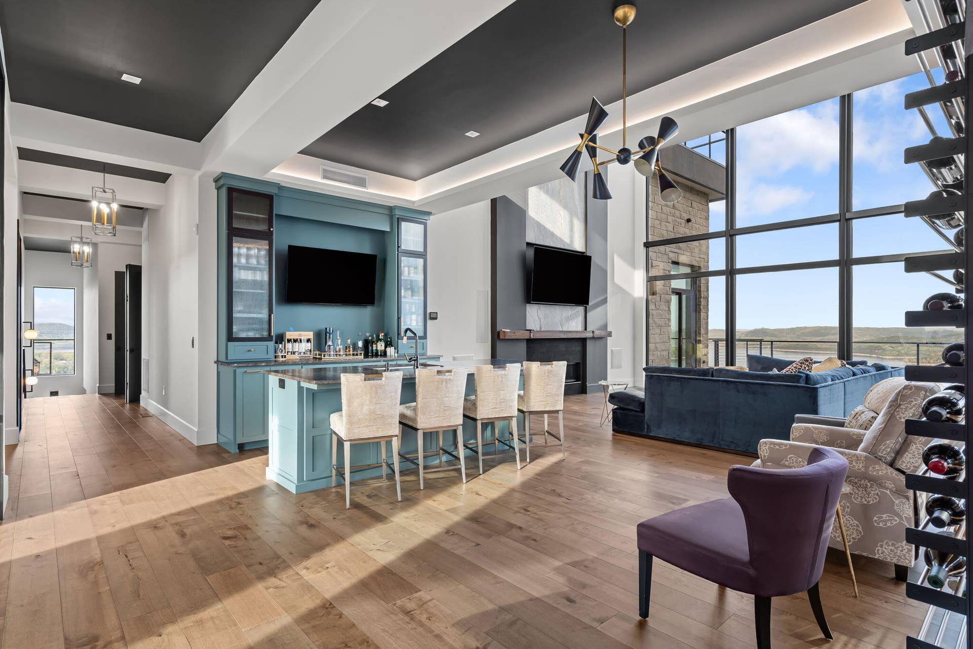 207 Main Channel Drive, Kimberling City, MO 65686 207-Main-Channel-Dr-Bar-Lounge-Area