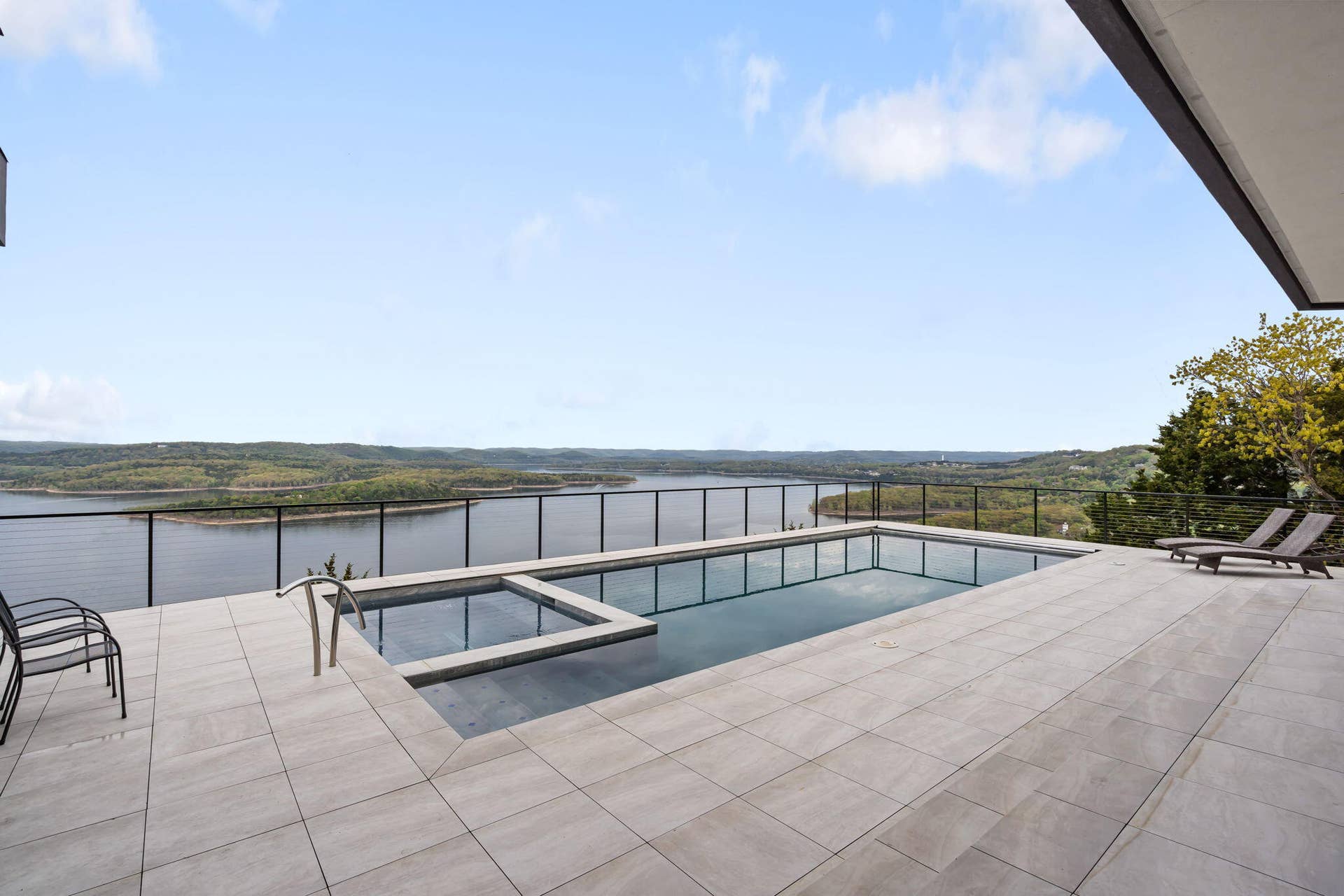 207 Main Channel Drive, Kimberling City, MO 65686 207-Main-Channel-Dr-Outdoor-Pool
