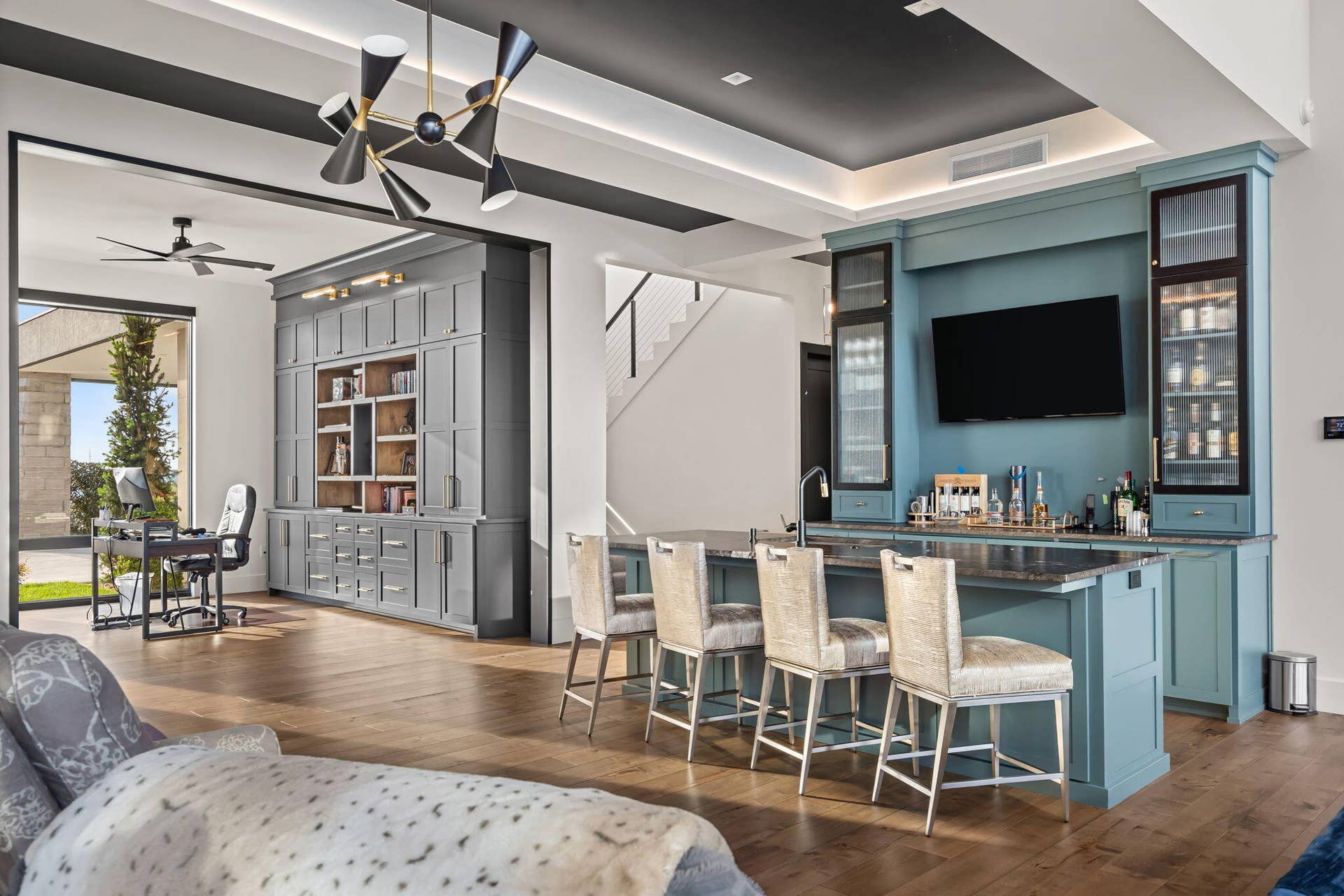 207 Main Channel Drive, Kimberling City, MO 65686 207-Main-Channel-Dr-Bar-and-Lounge