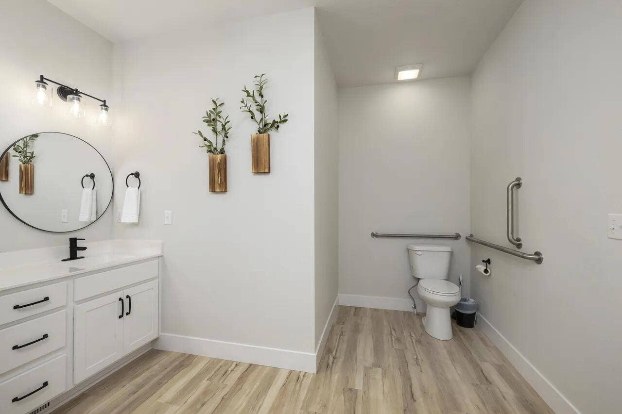 67333d3a0272328e87ec0d62e5dc1486l-m39892