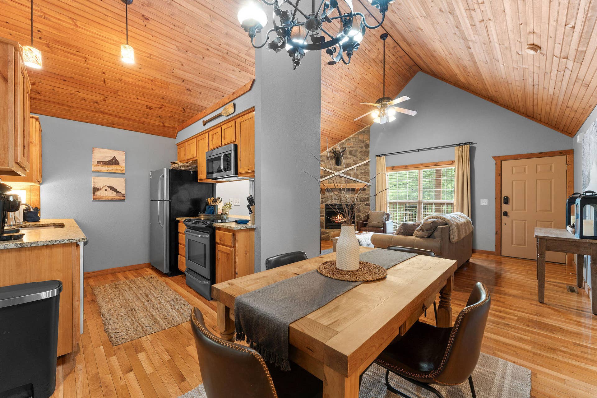 Cozy, Cabin Vibes