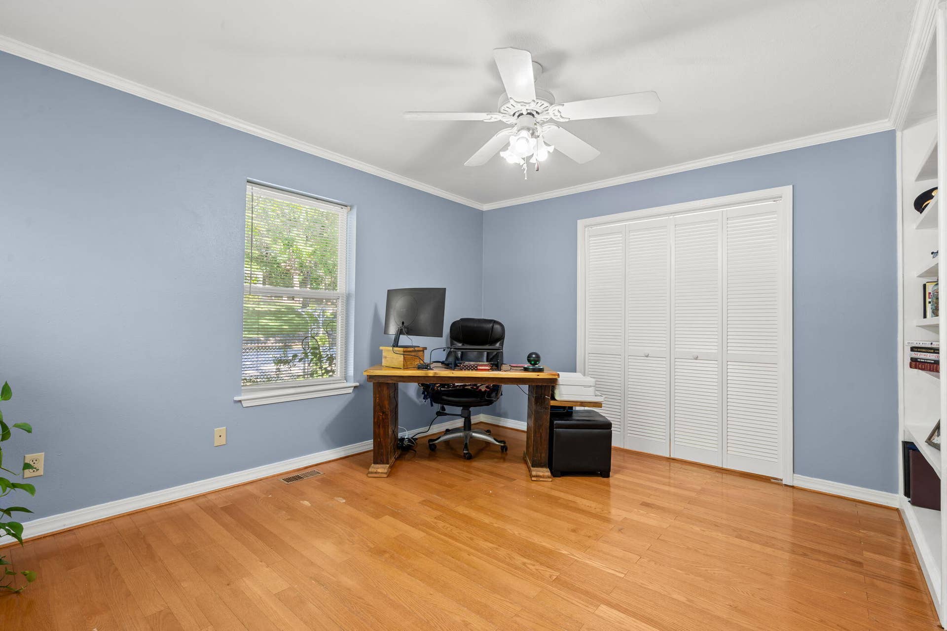 252-Sleepy-Hollow-Quiet-Office-Space