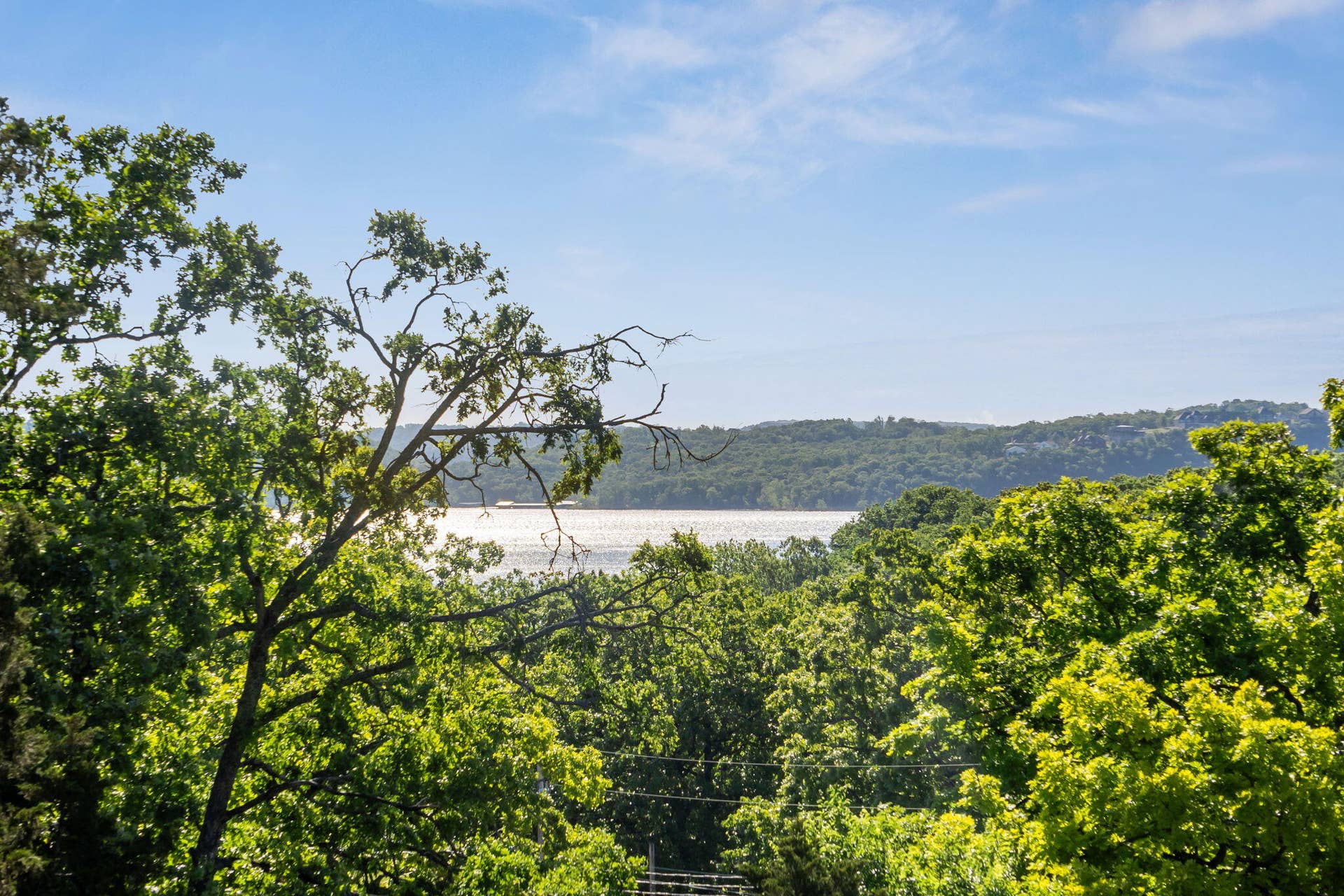 252-Sleepy-Hollow-Peaceful-Lake-Life