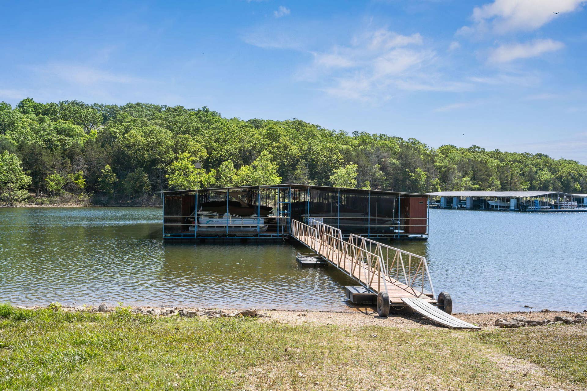 252-Sleepy-Hollow-Peaceful-Boat-Dock