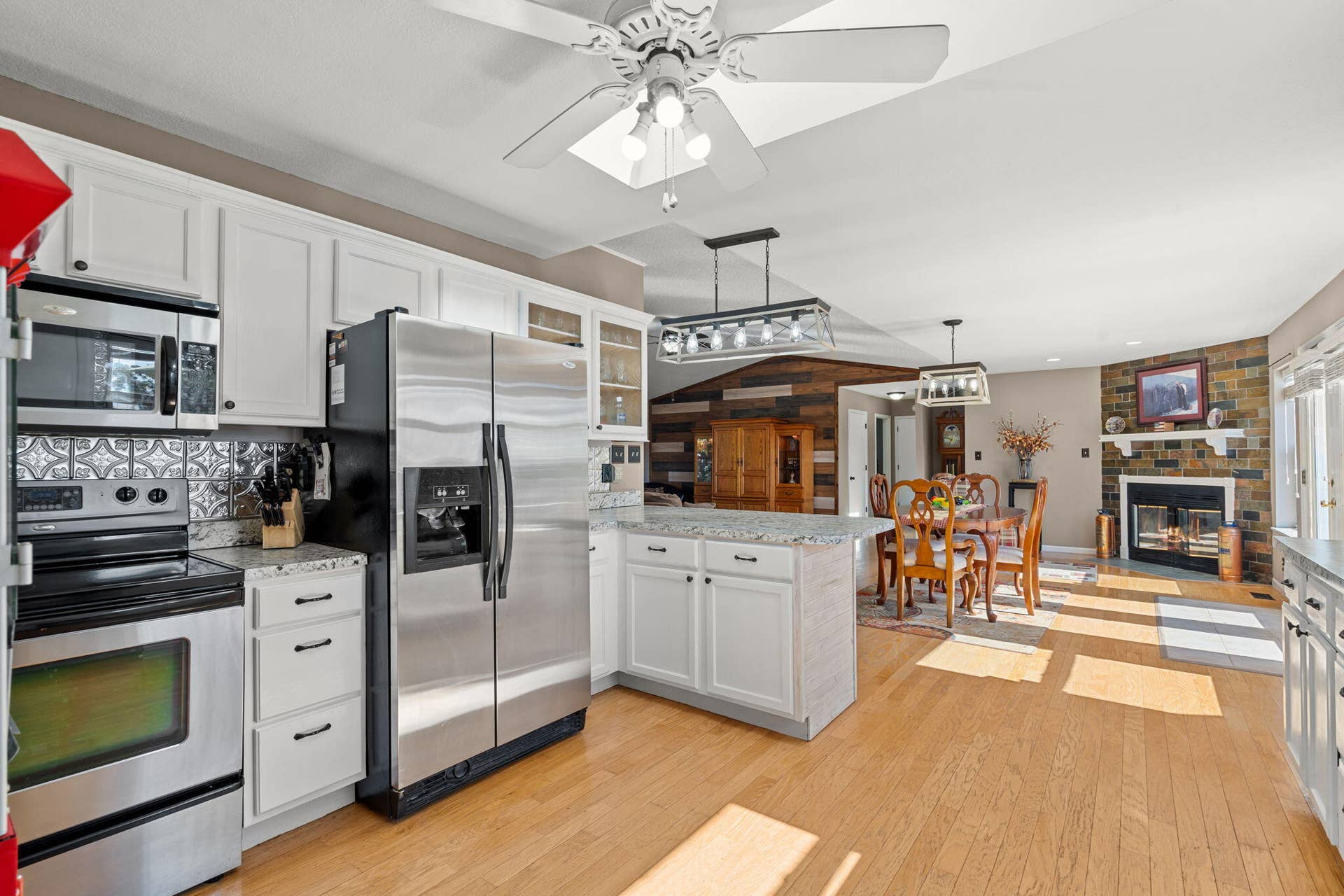 252-Sleepy-Hollow-Chef's-Kitchen