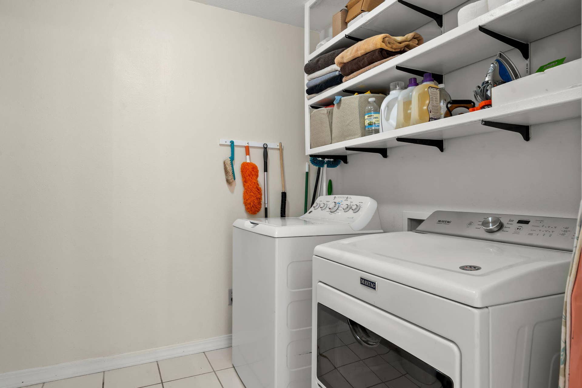 252-Sleepy-Hollow-Functional-Laundry