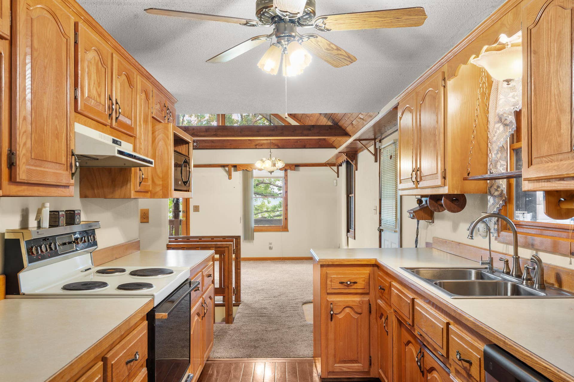 166-Terrace-Park-Rd-Modern-Kitchen