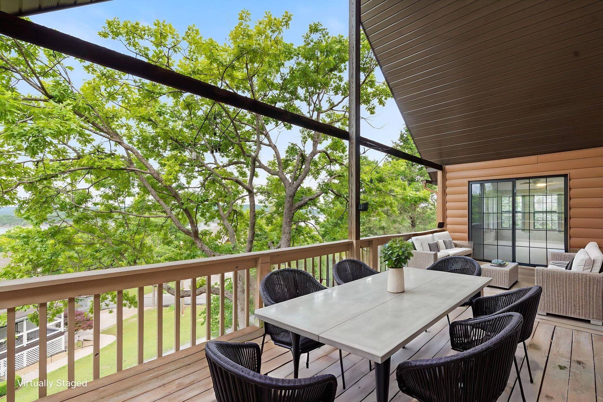 166-Terrace-Park-Rd-Lake-Breeze-Balcony