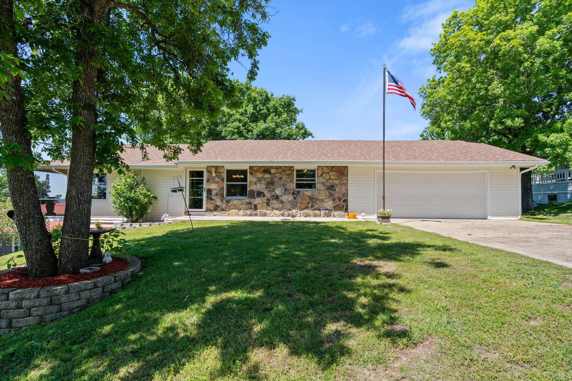 35 Trail Ridge Drive, Kimberling City, MO 65686 35-Trail-Ridge-Dr-Exterior-City-Close