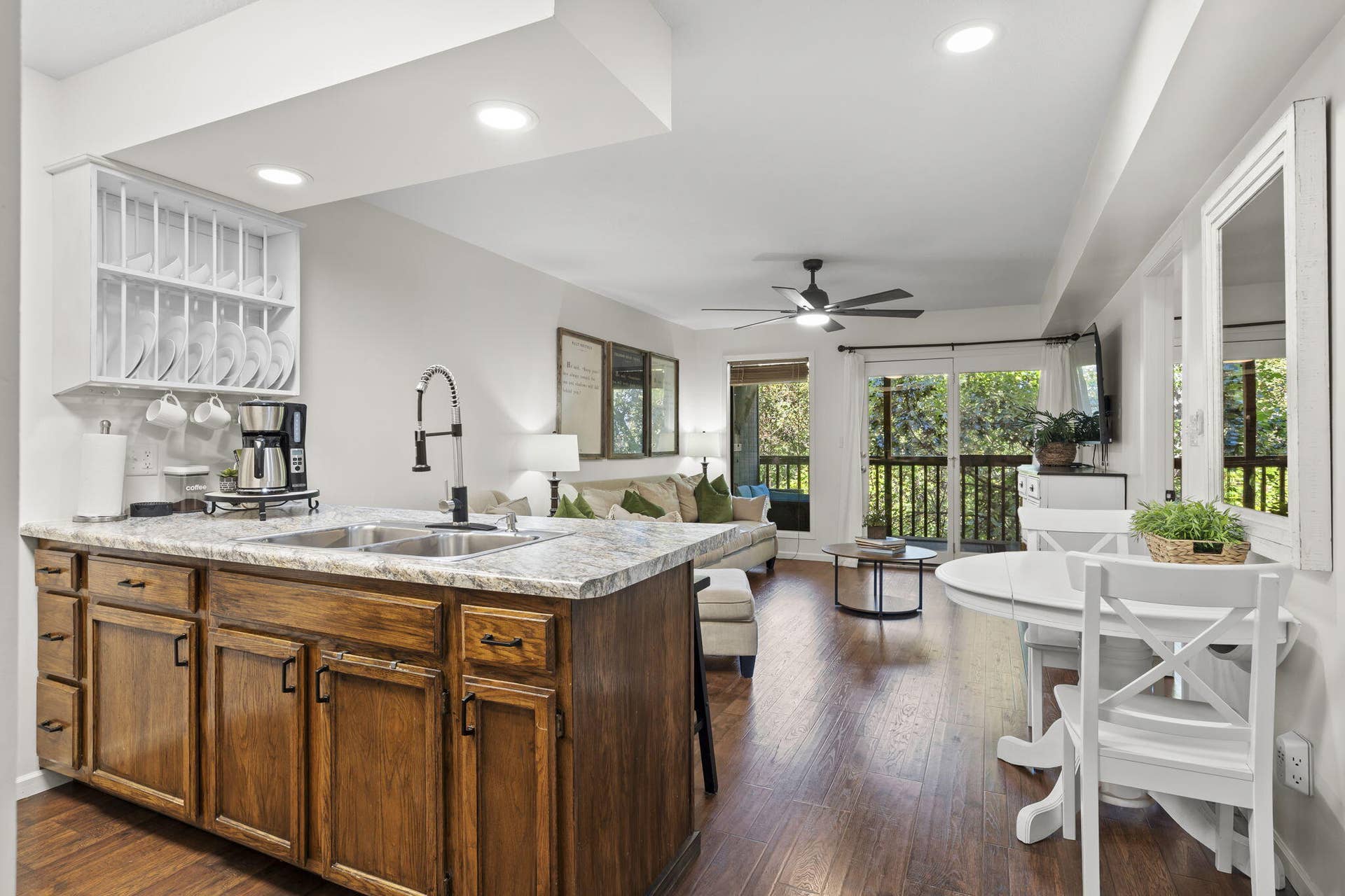 289 Notch Lane, #6, Branson West, MO 65737 5-web-or-mls-DSC08924
