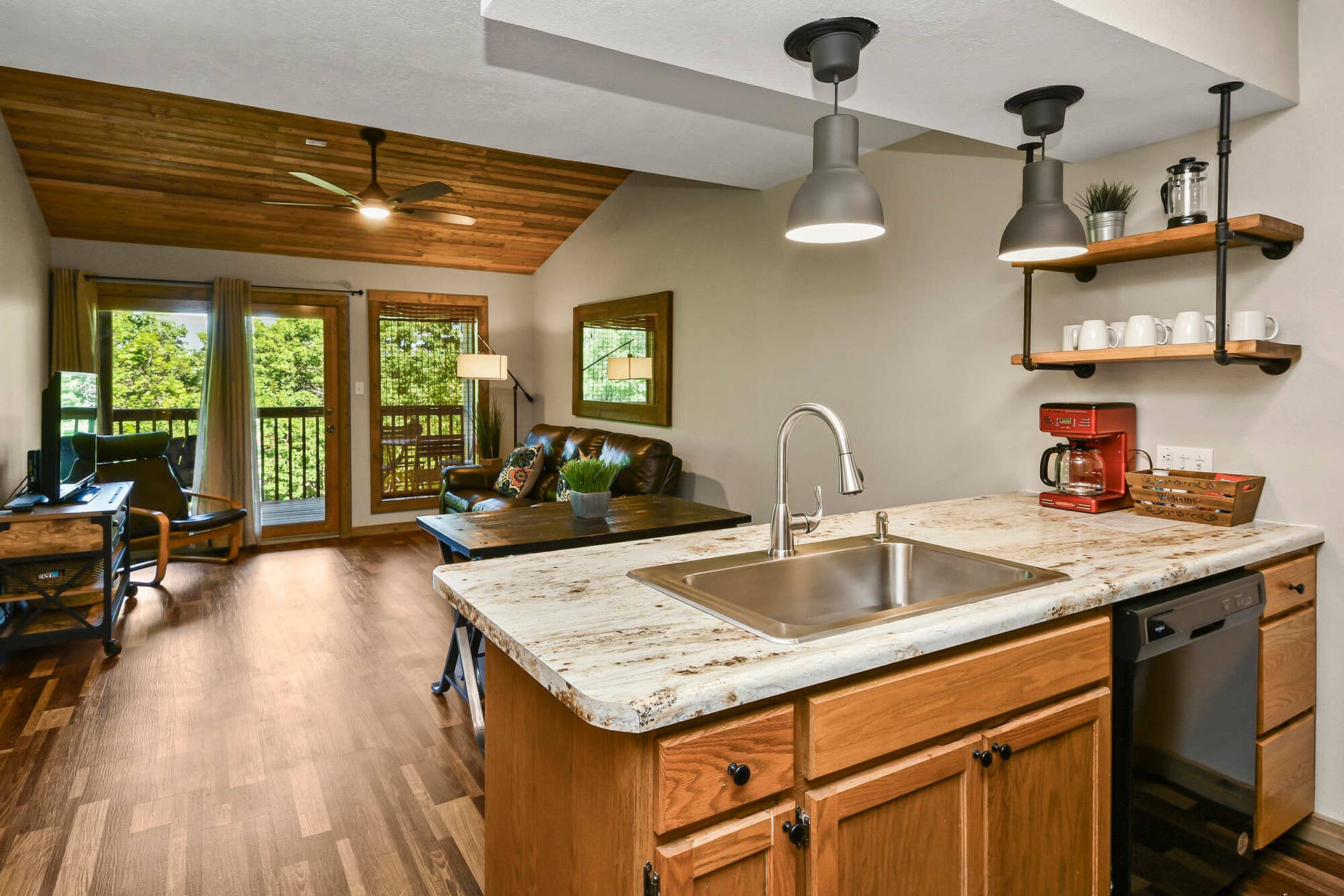 437 Notch Lane Building 16 Unit 9, Branson West, MO 65737 Great Open Floor Plan