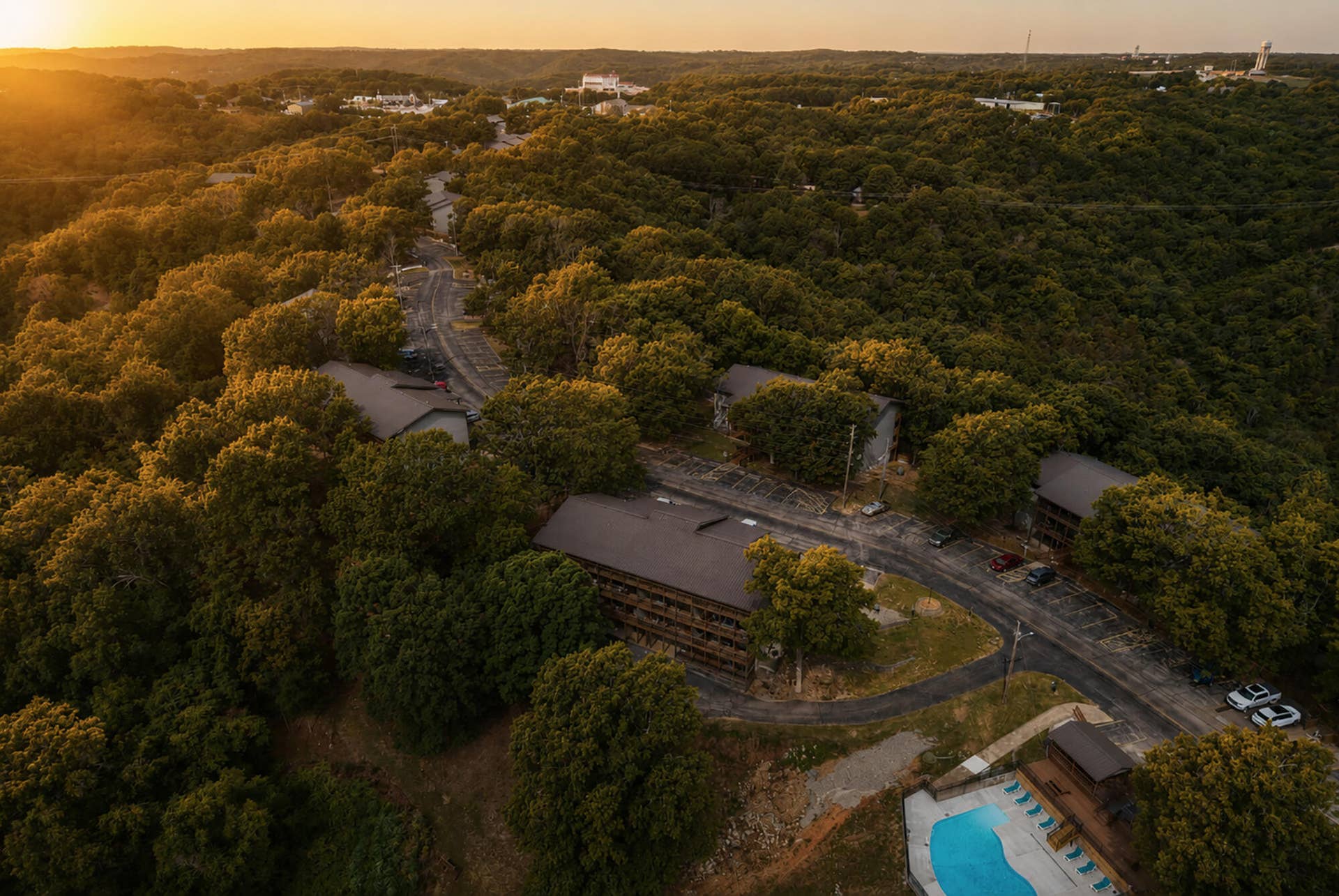 437 Notch Lane Building 16 Unit 9, Branson West, MO 65737 Aerial