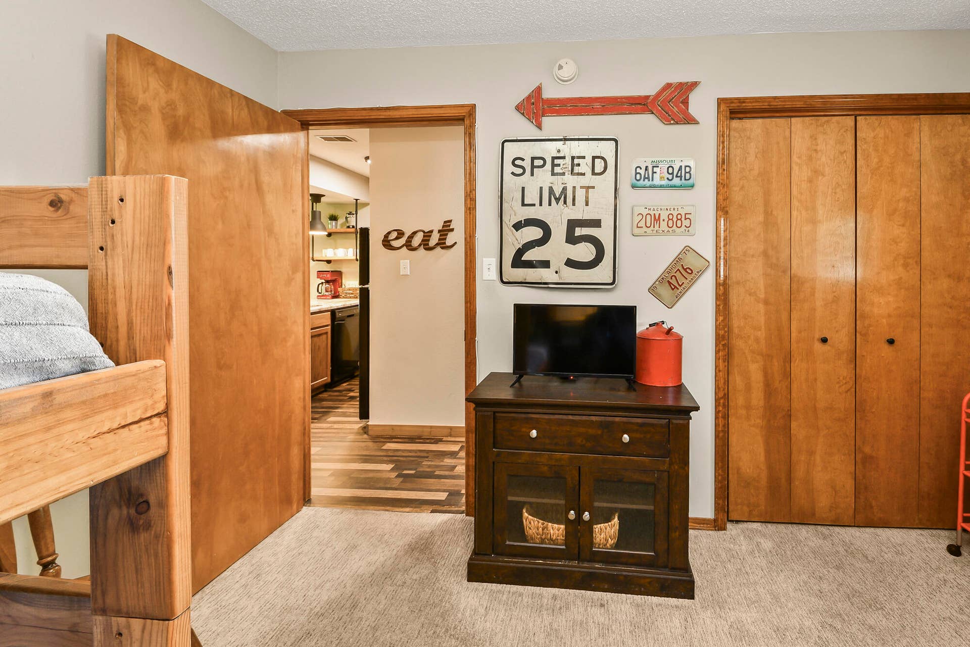 437 Notch Lane Building 16 Unit 9, Branson West, MO 65737 Bedroom 2