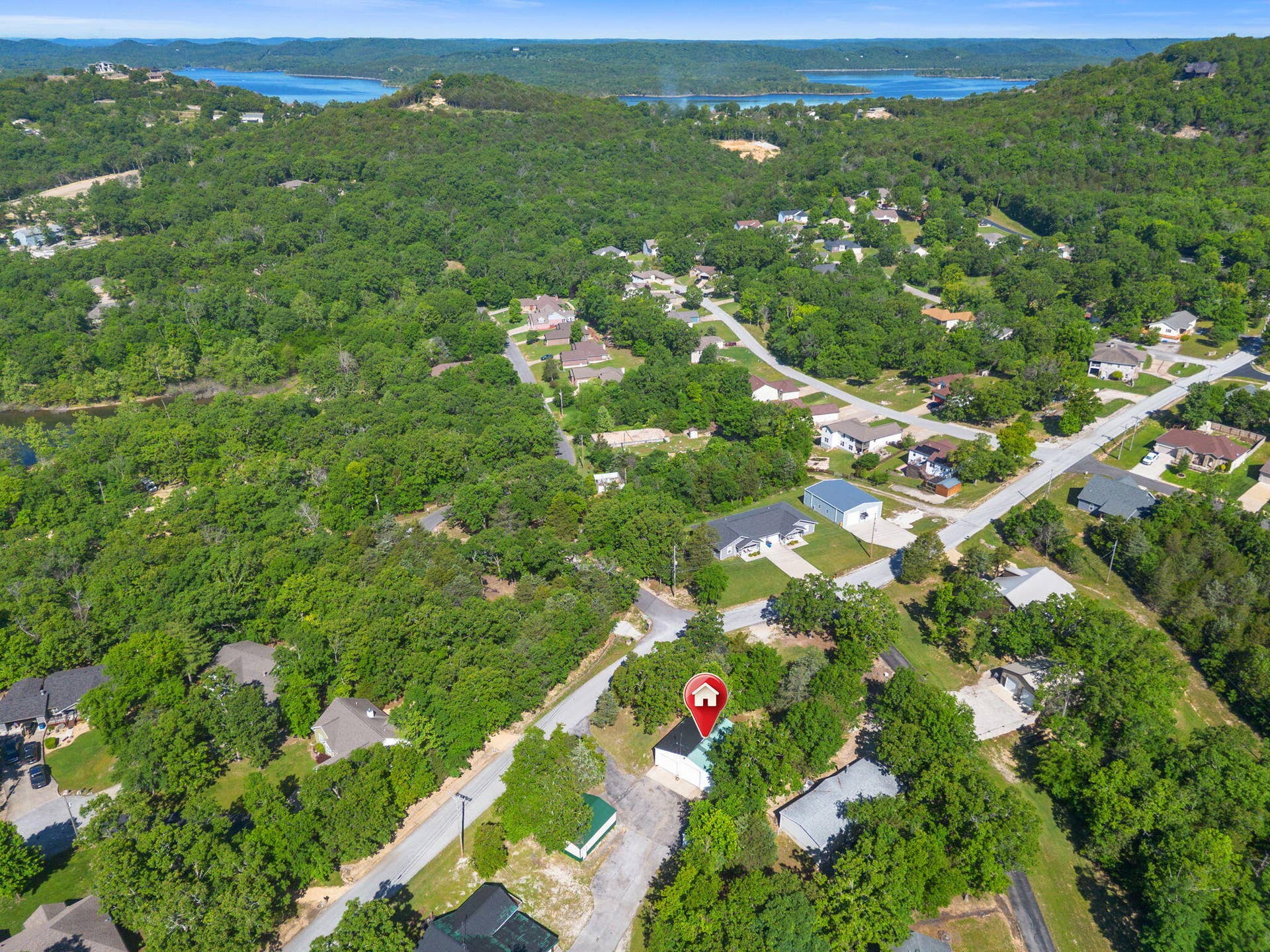 121 Forest Lane, Kimberling City, MO 65686 121-Forest-Ln-Workshop-Lake-Escape