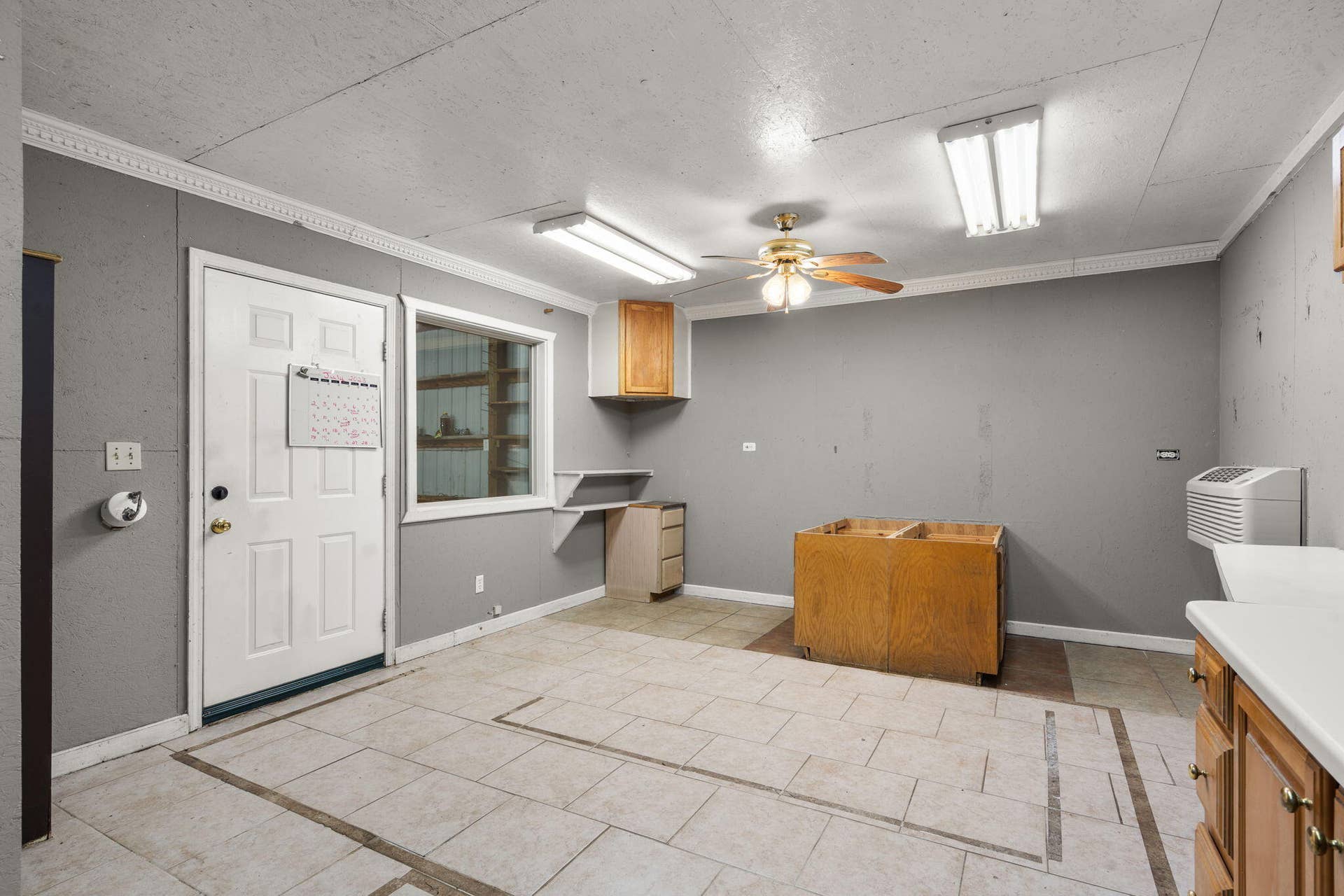 121 Forest Lane, Kimberling City, MO 65686 121-Forest-Ln-Open-Kitchen-Dining