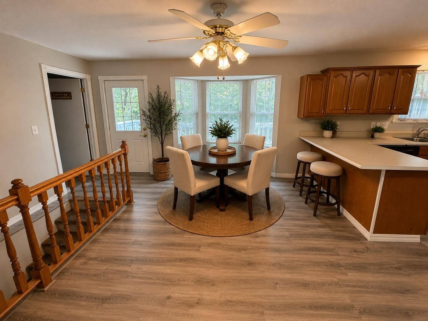staged_dining_kitchen_MLS