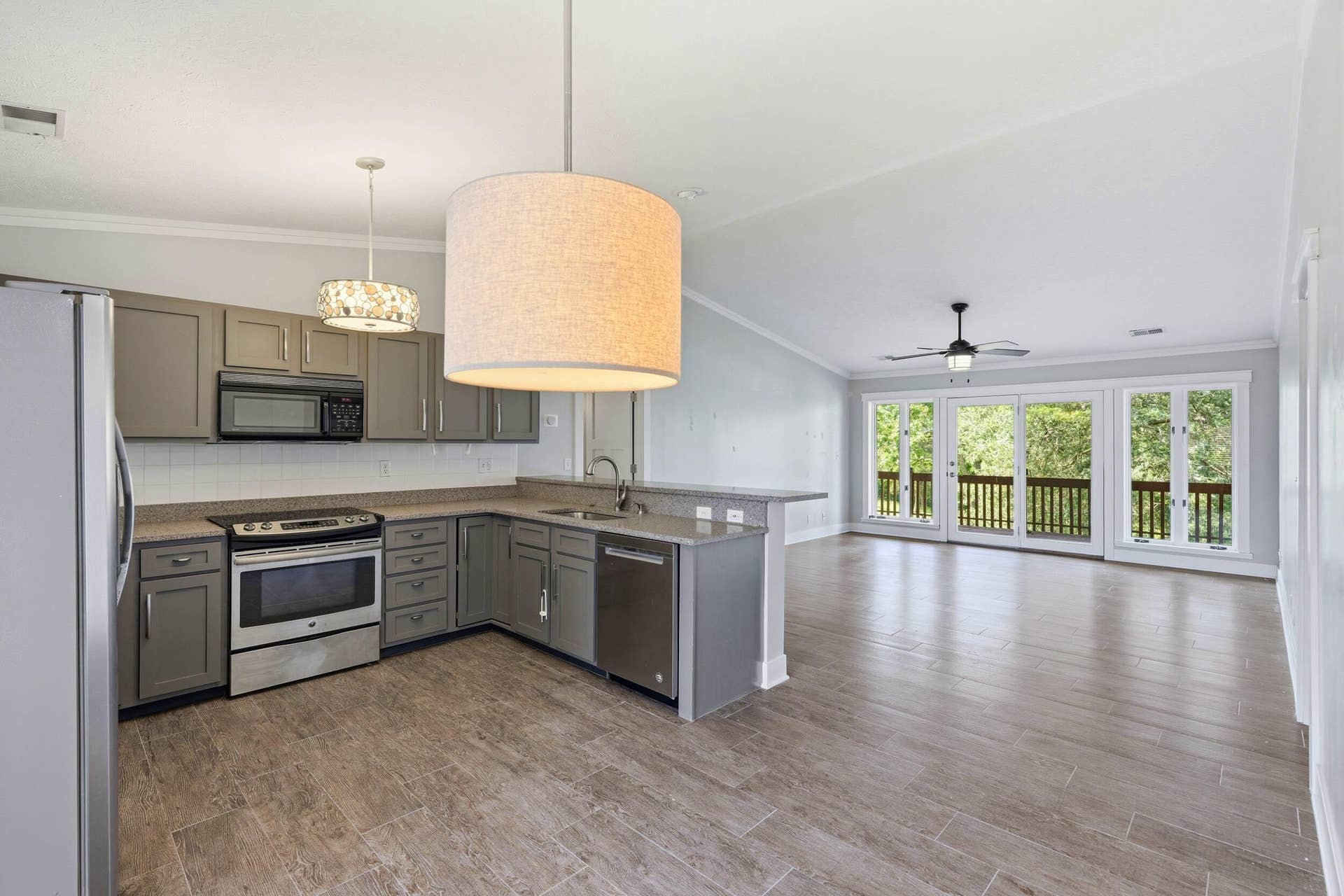 Large Kitchen